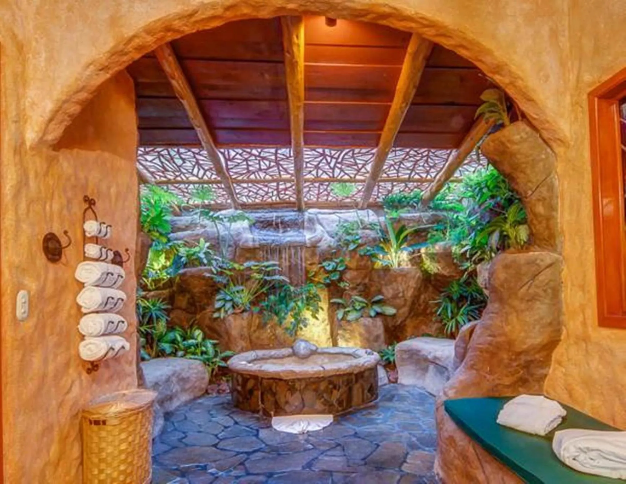 Spa and wellness centre/facilities in Peace Lodge