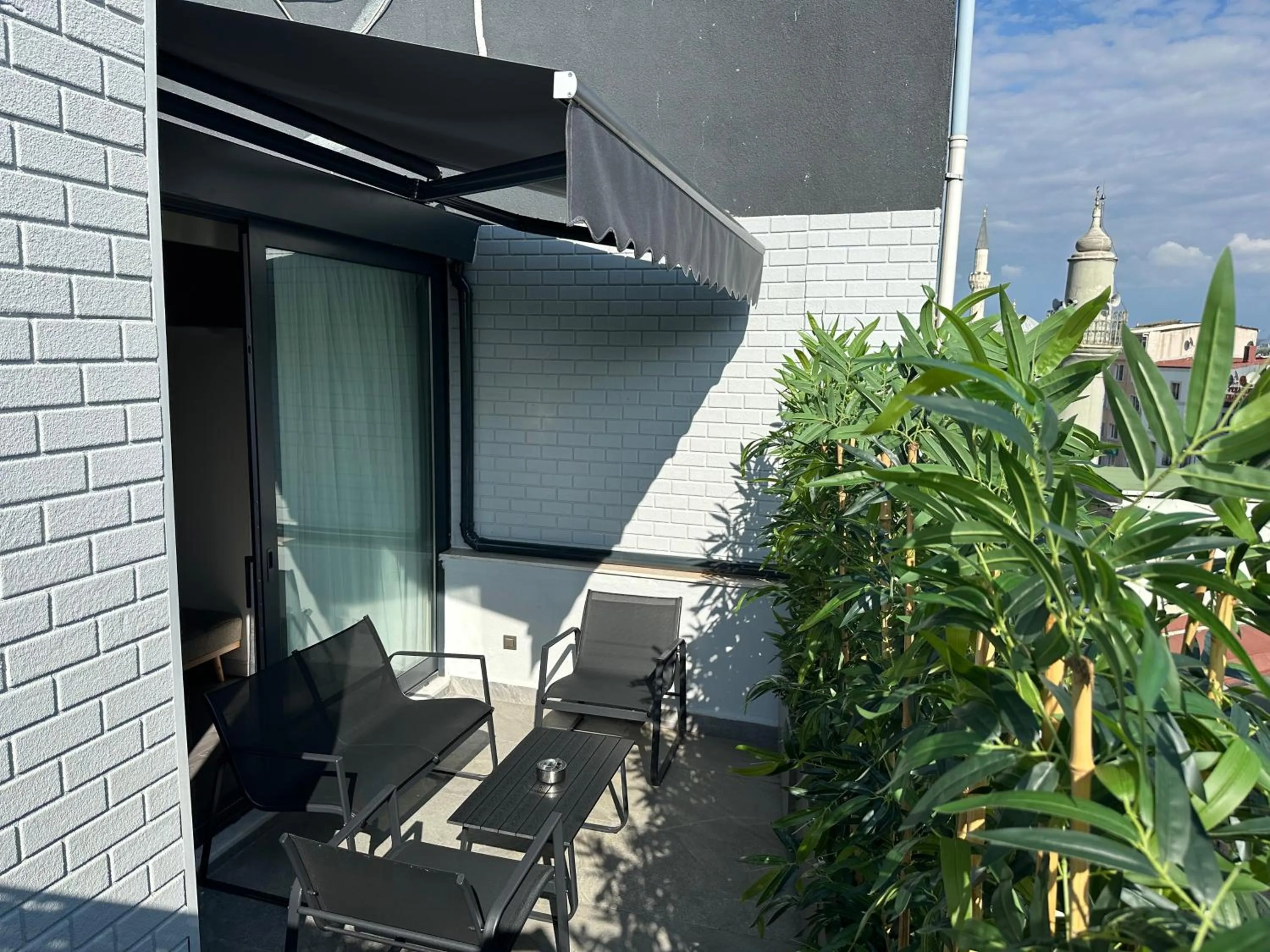 Balcony/Terrace in Smart and Simple Hotel Karakoy