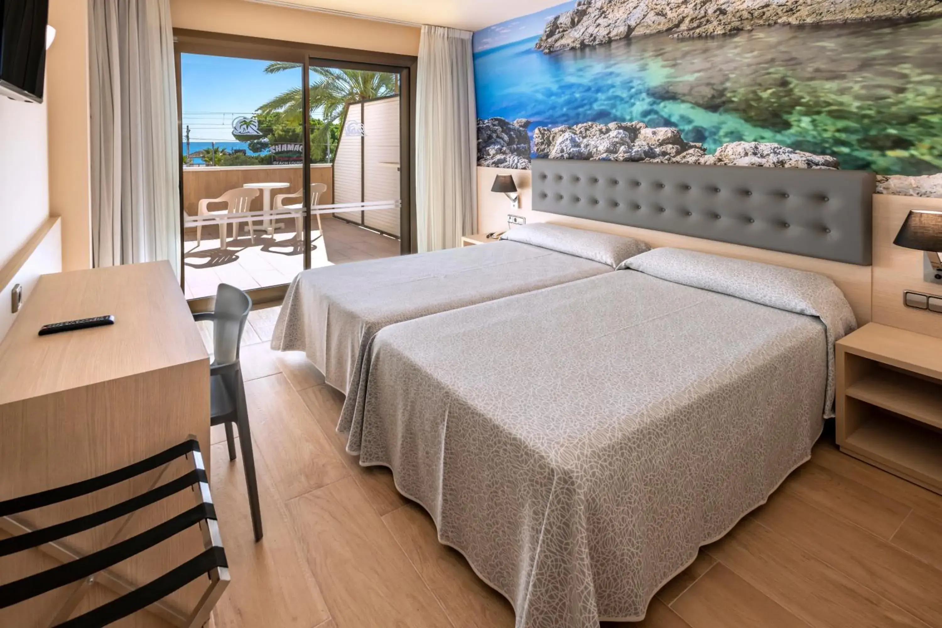 Bed in Tropic Park Bed in Tropic Park