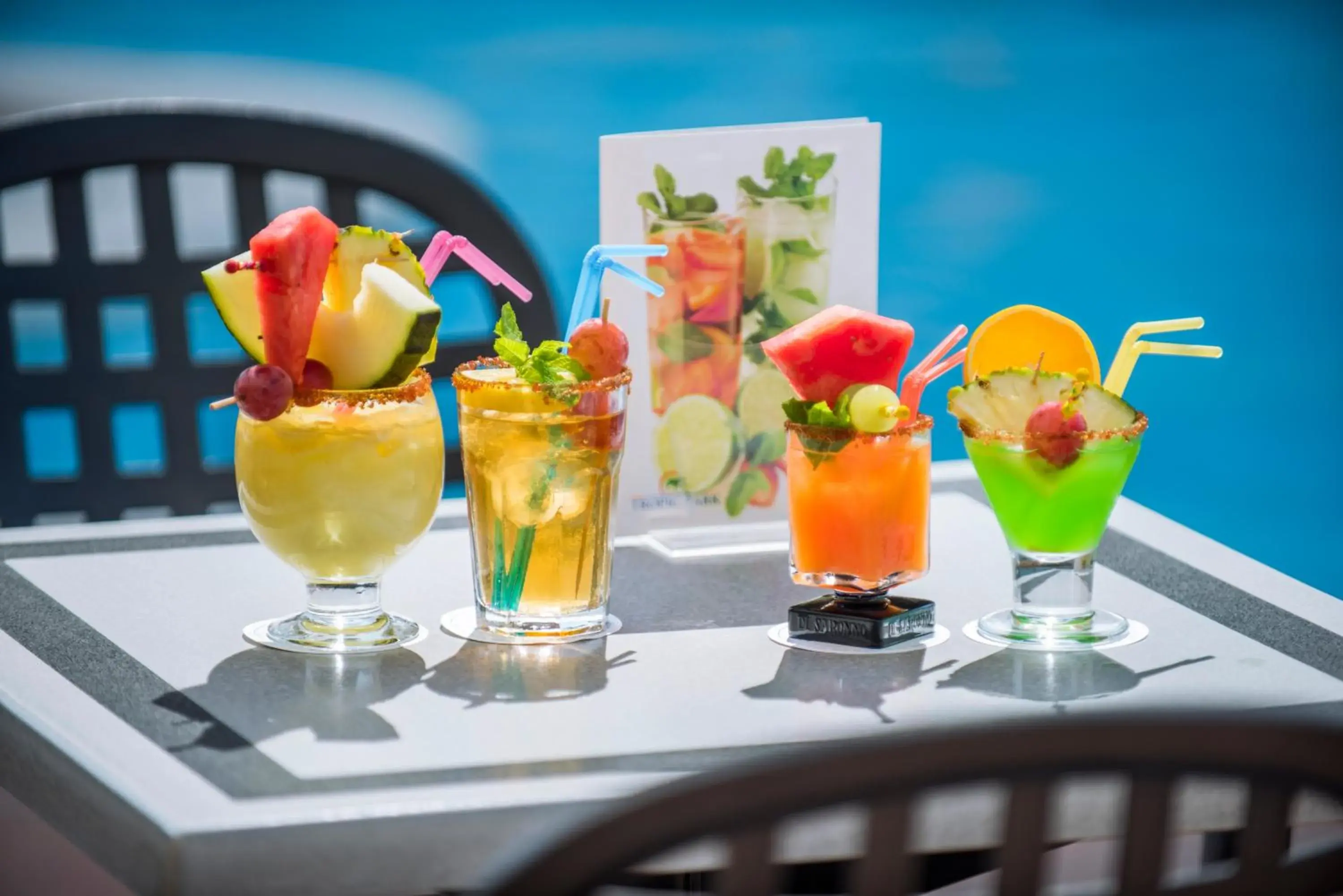 Swimming pool in Tropic Park Swimming pool in Tropic Park