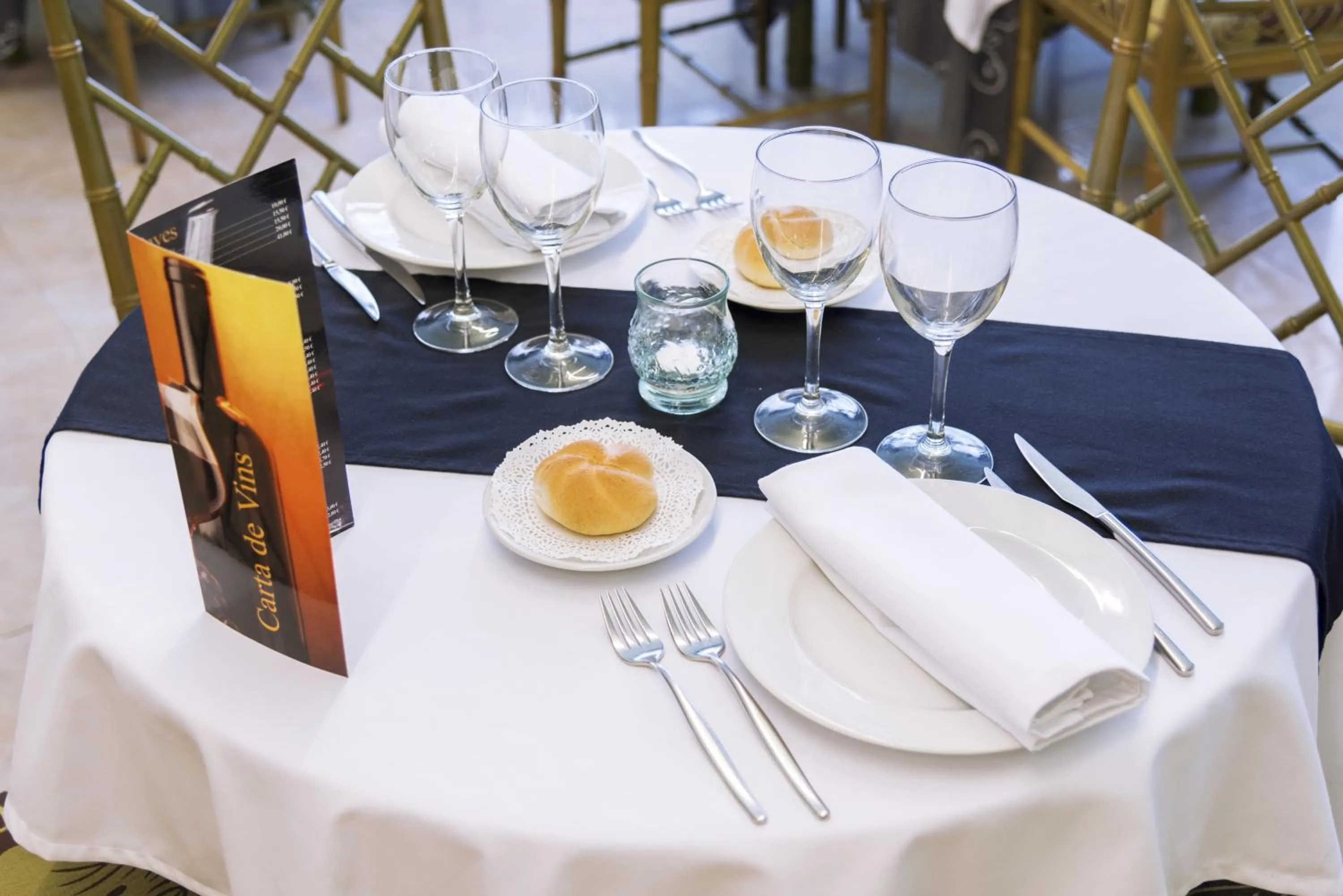 Restaurant/places to eat in Tropic Park