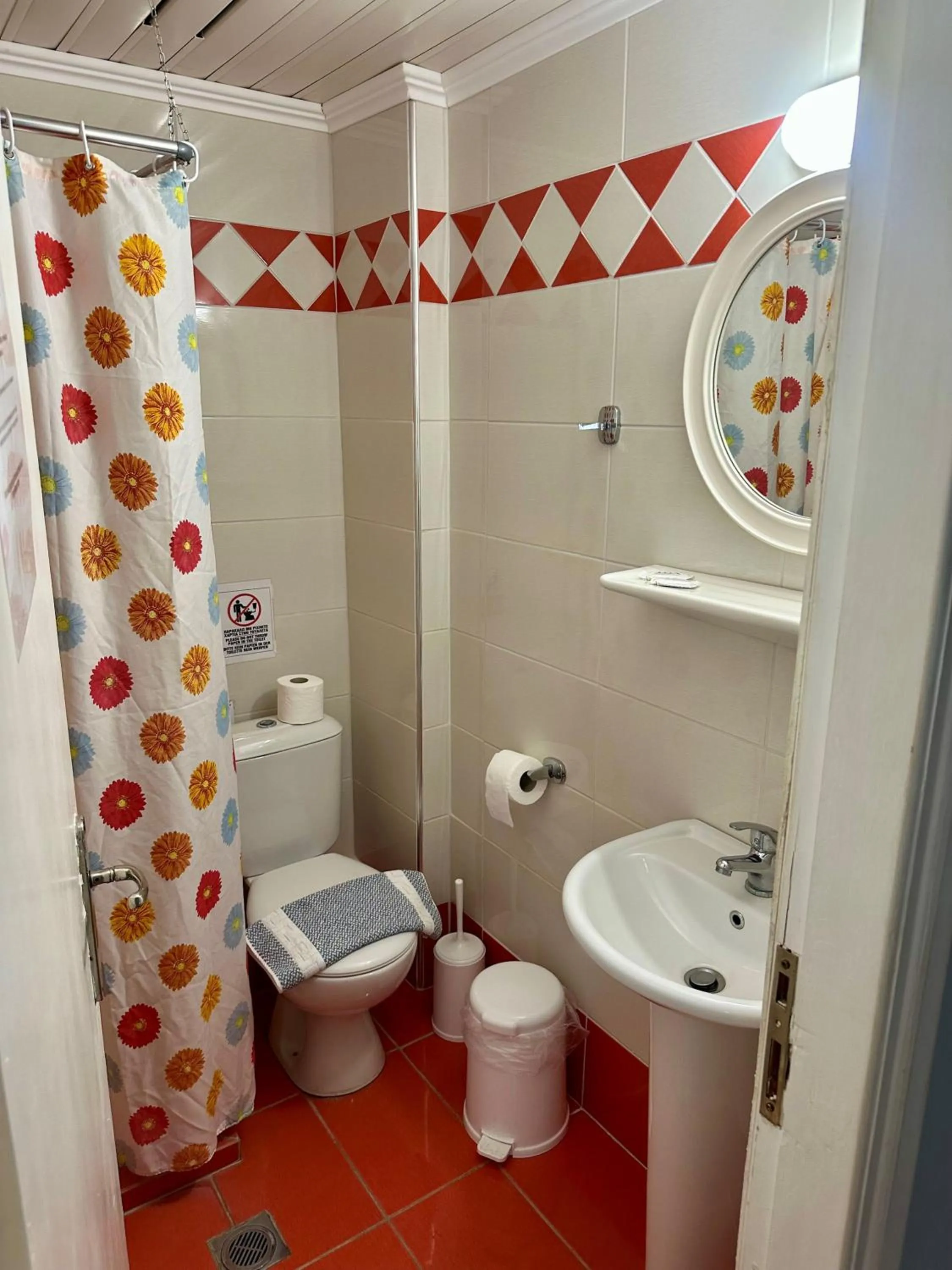 Toilet in Hotel Lenox