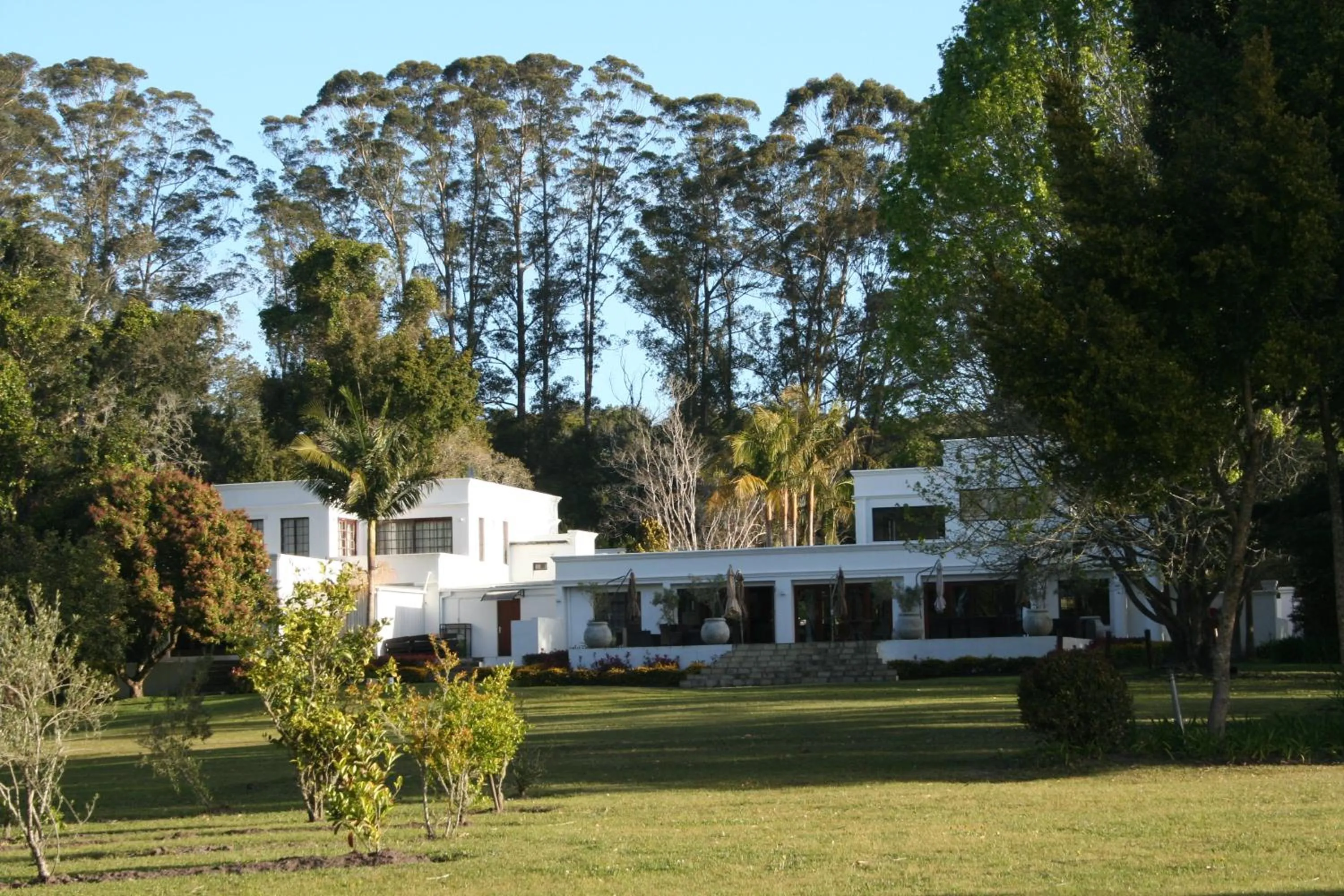 Property building in Edenbrook Country Manor