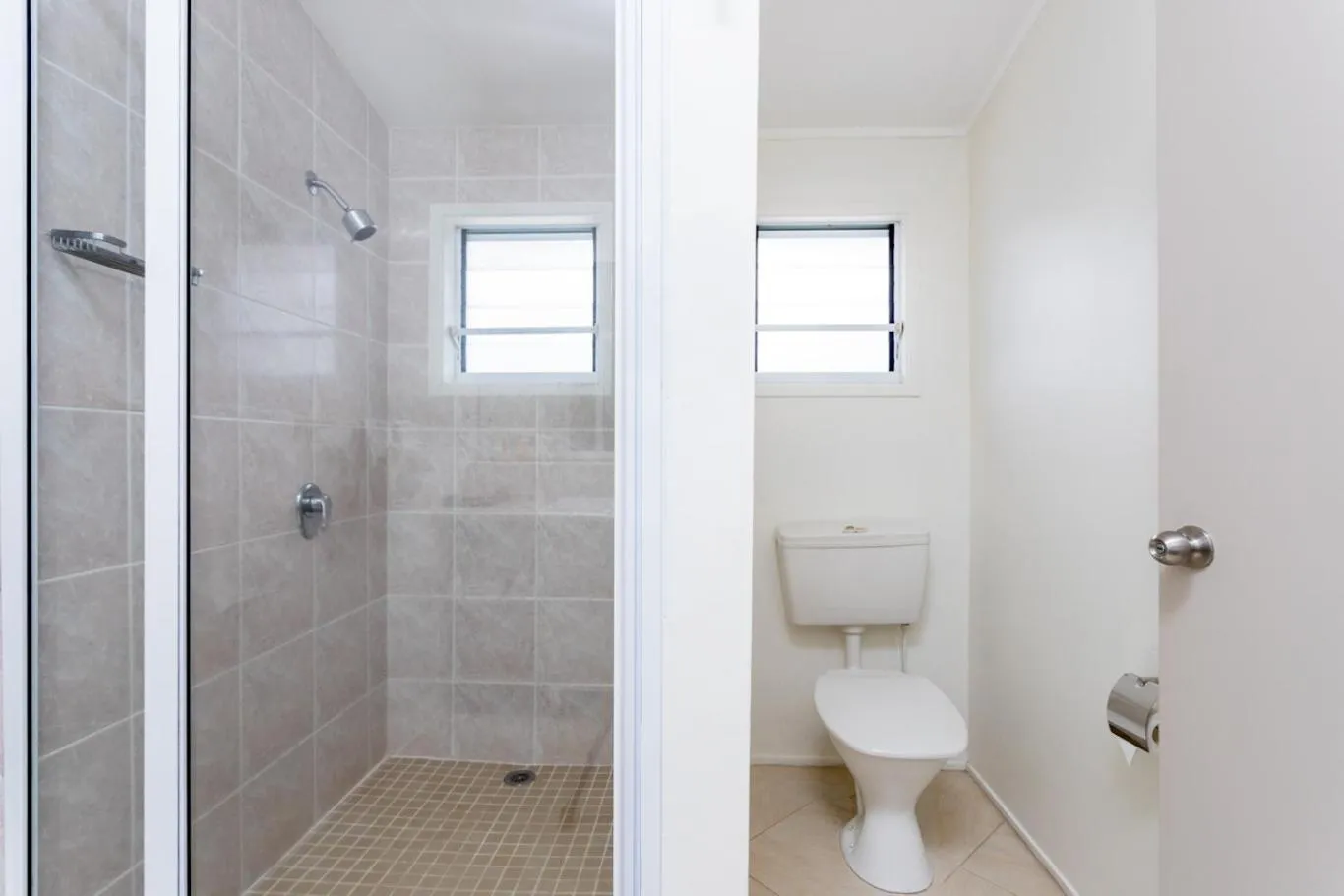 Bathroom in Moana Sands Beachfront Villas