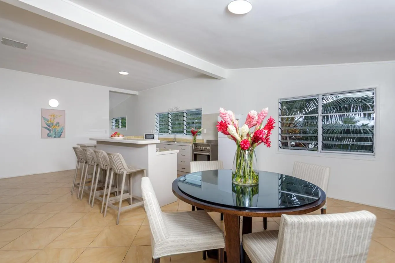 kitchen in Moana Sands Beachfront Villas