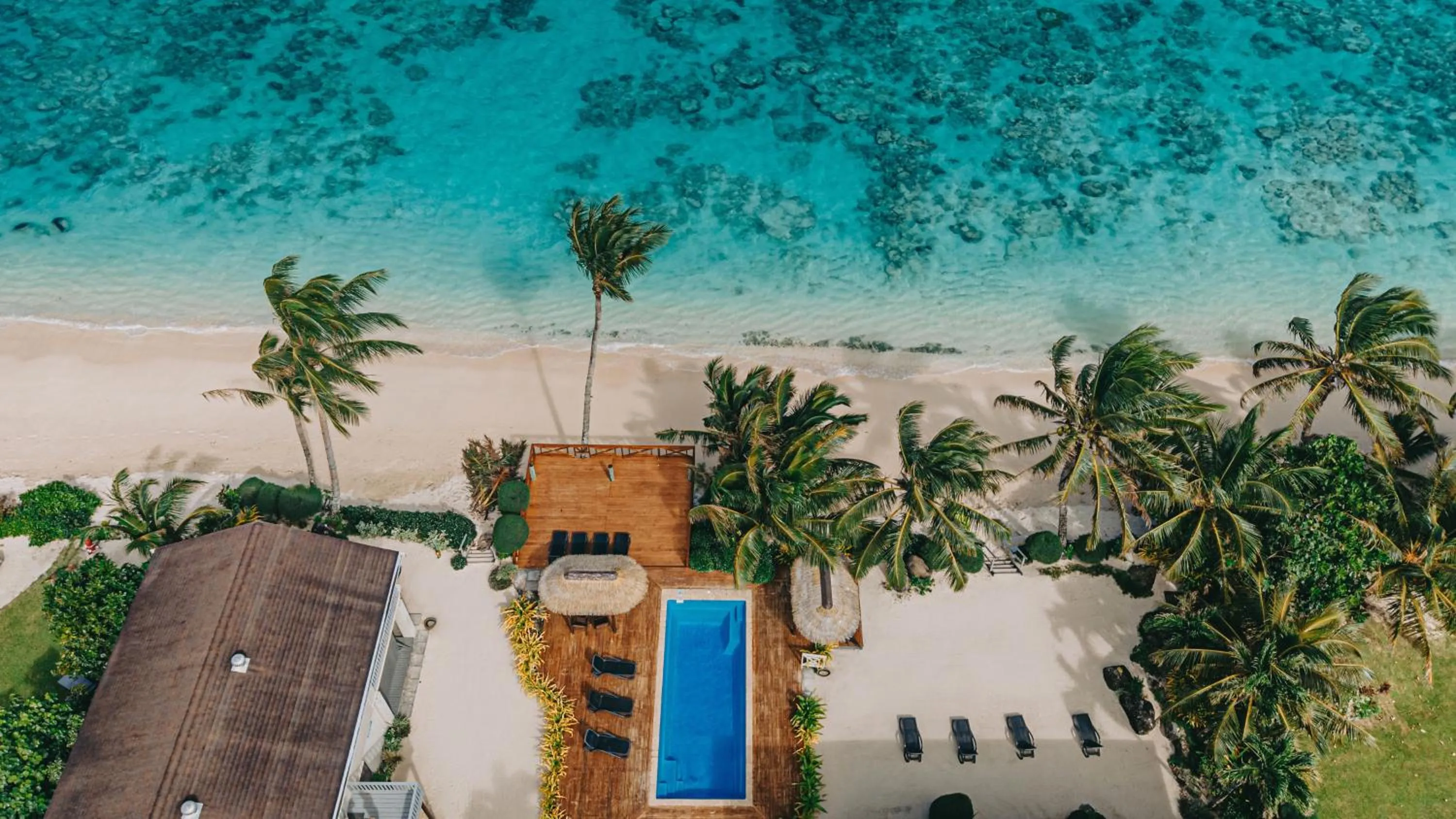 Bird's eye view in Moana Sands Beachfront Villas