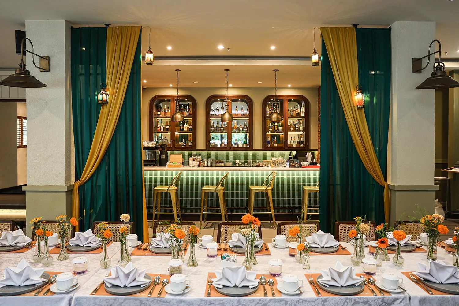 Restaurant/places to eat in THE 1O1 Jakarta Sedayu Darmawangsa