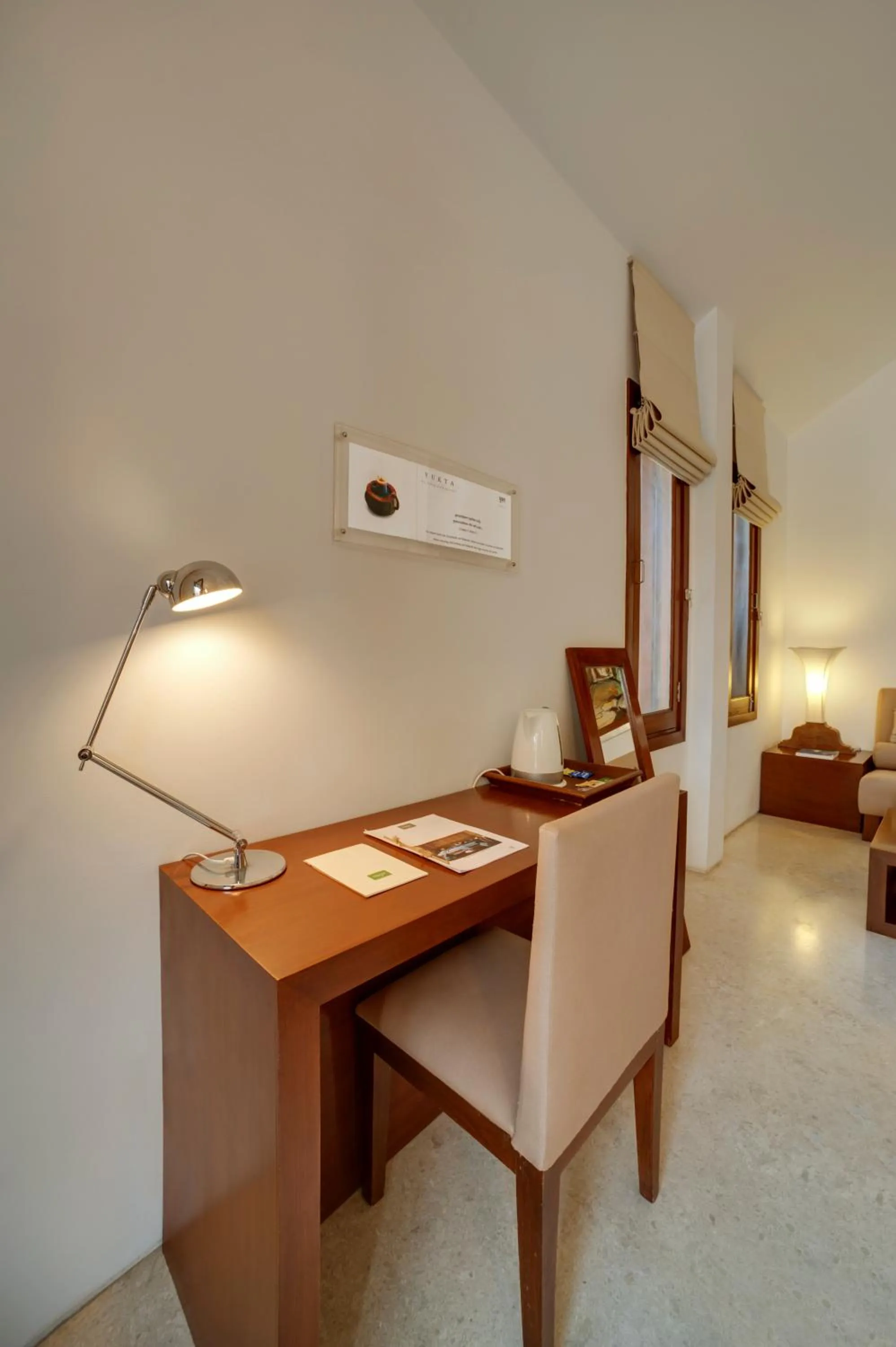 Seating area, Bed in Shreyas Retreat