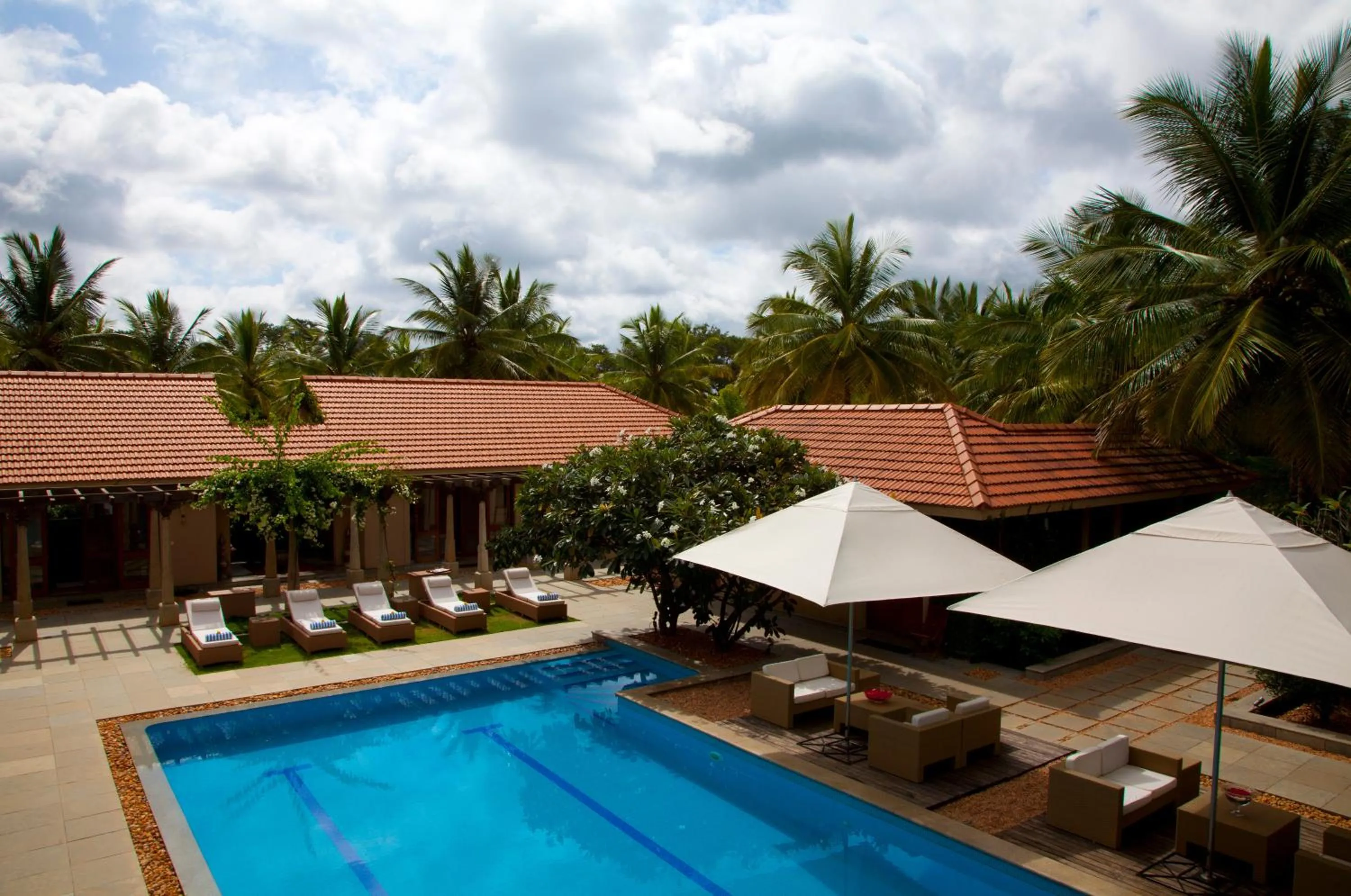 Swimming pool in Shreyas Retreat