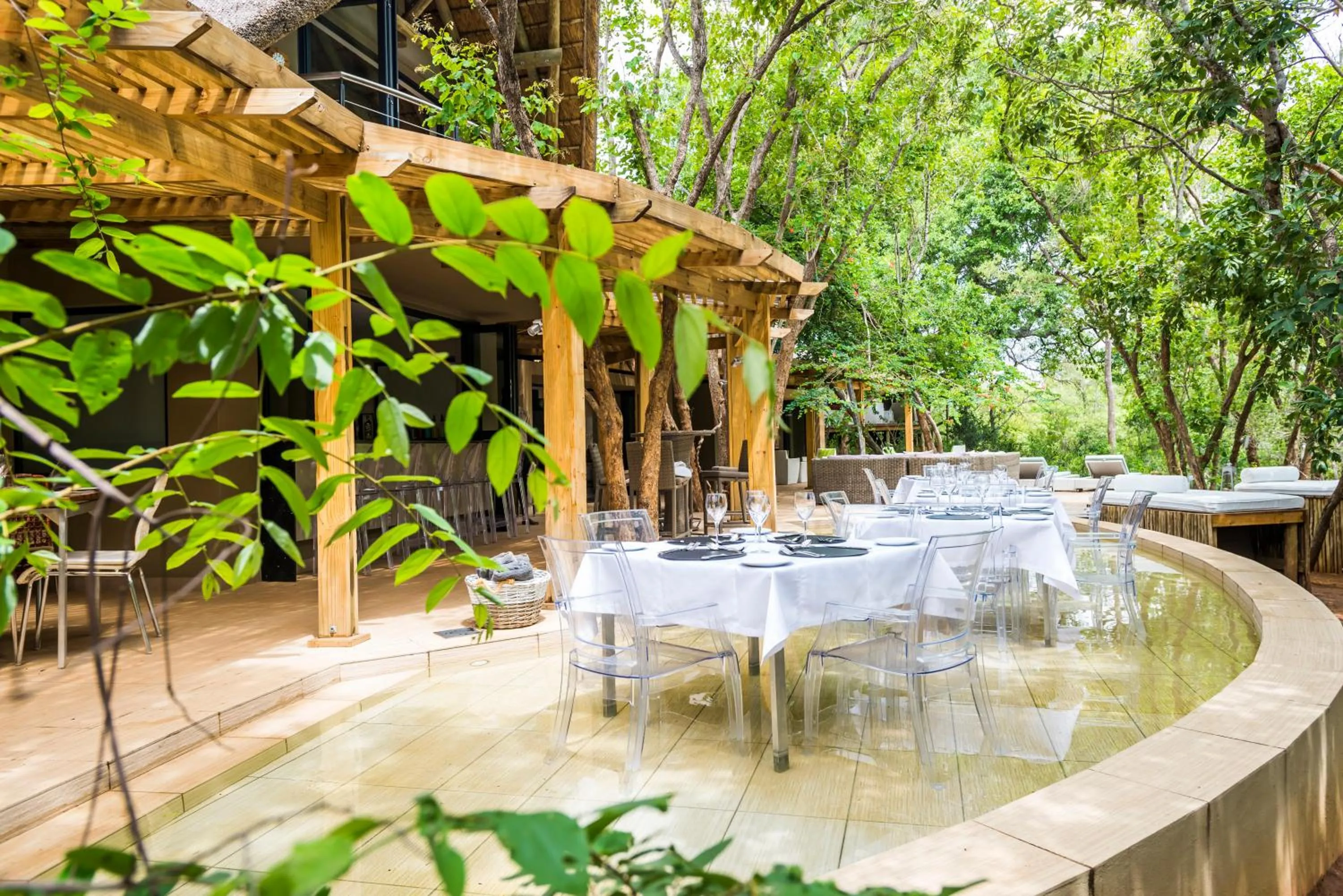 Restaurant/places to eat in AM Lodge - Hoedspruit