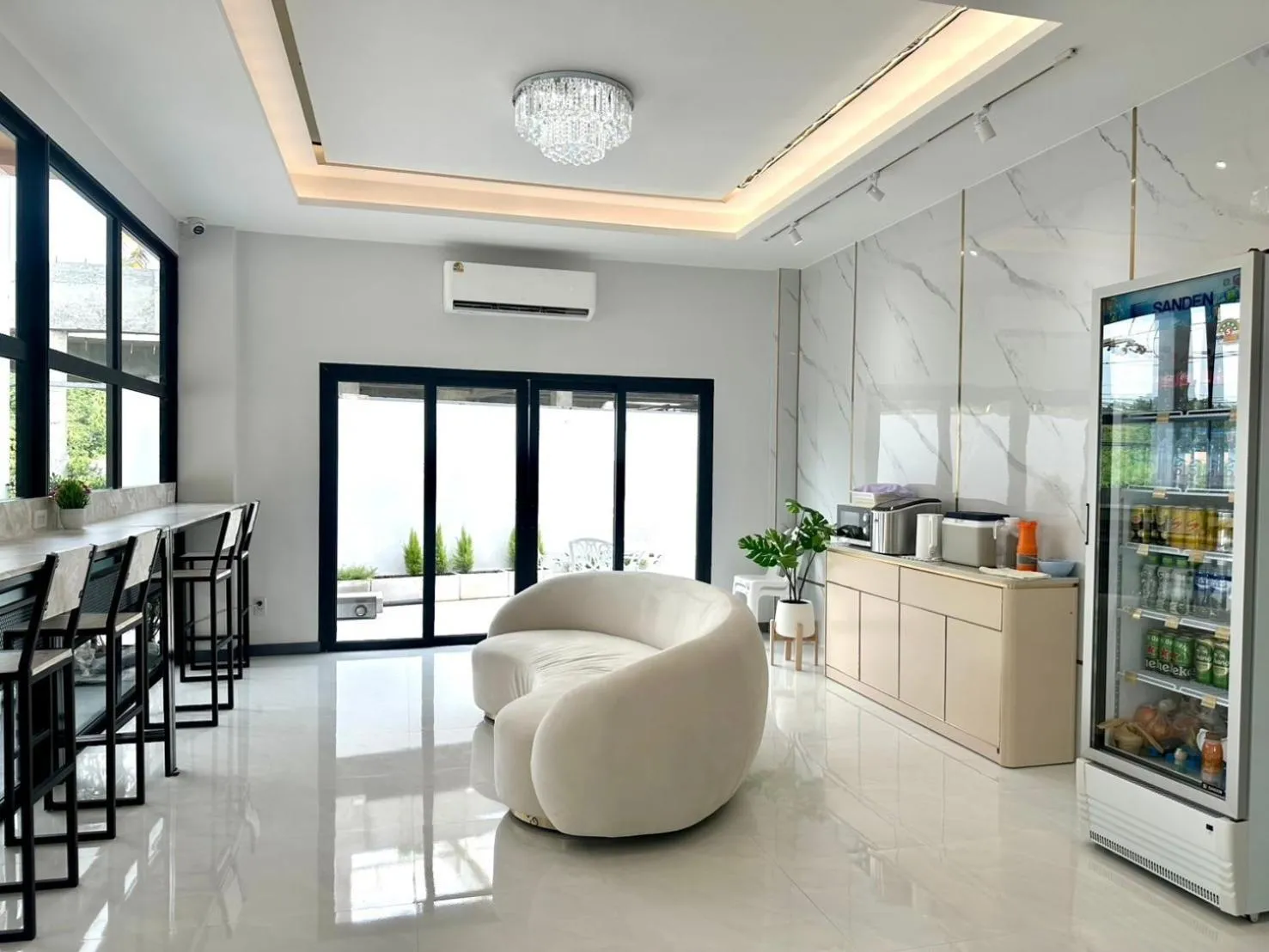 Lobby or reception in Smile Boutique at Saiyuan