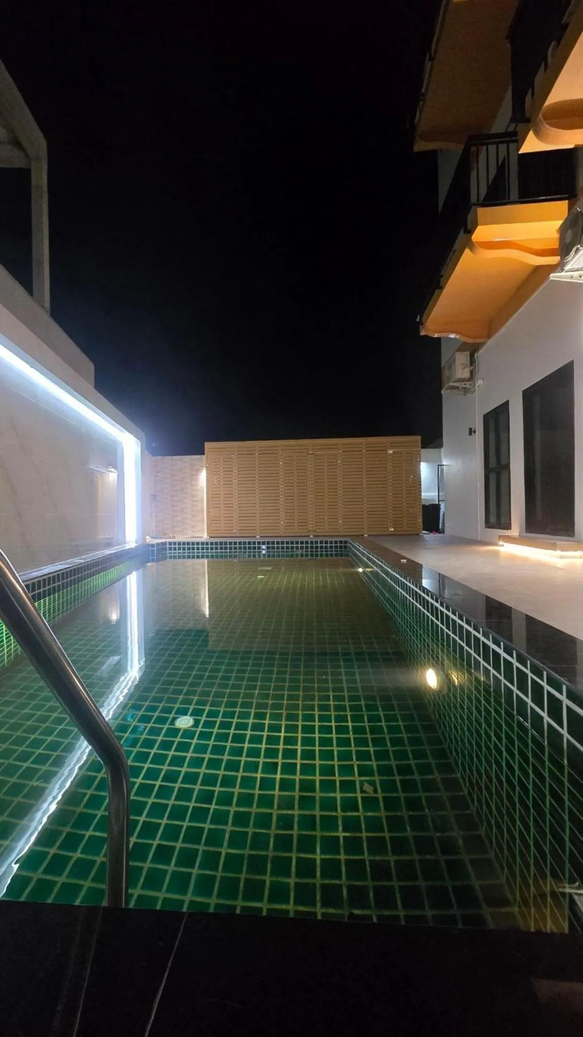 Swimming pool in Smile Boutique at Saiyuan