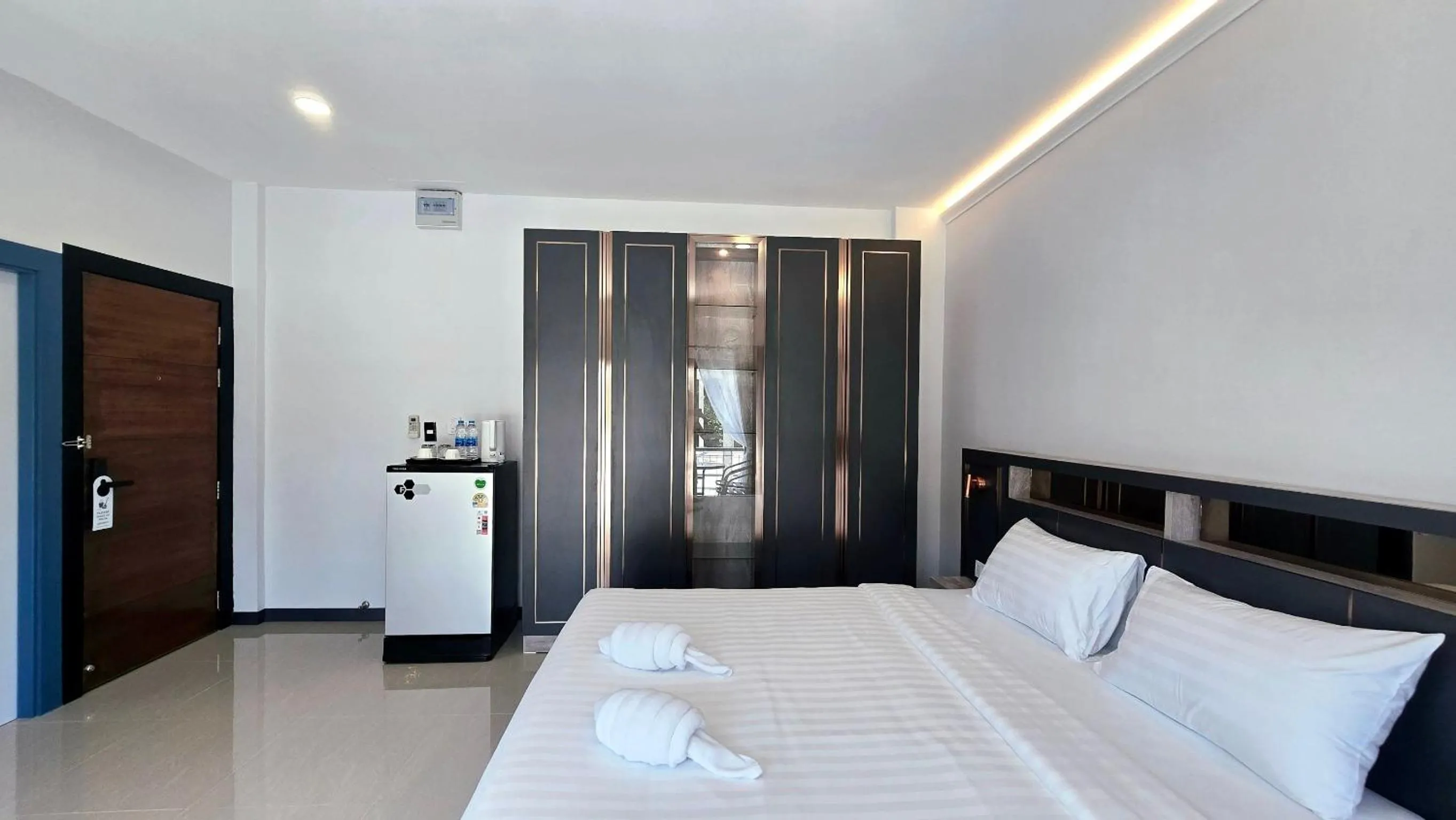 Bedroom, Bed in Smile Boutique at Saiyuan