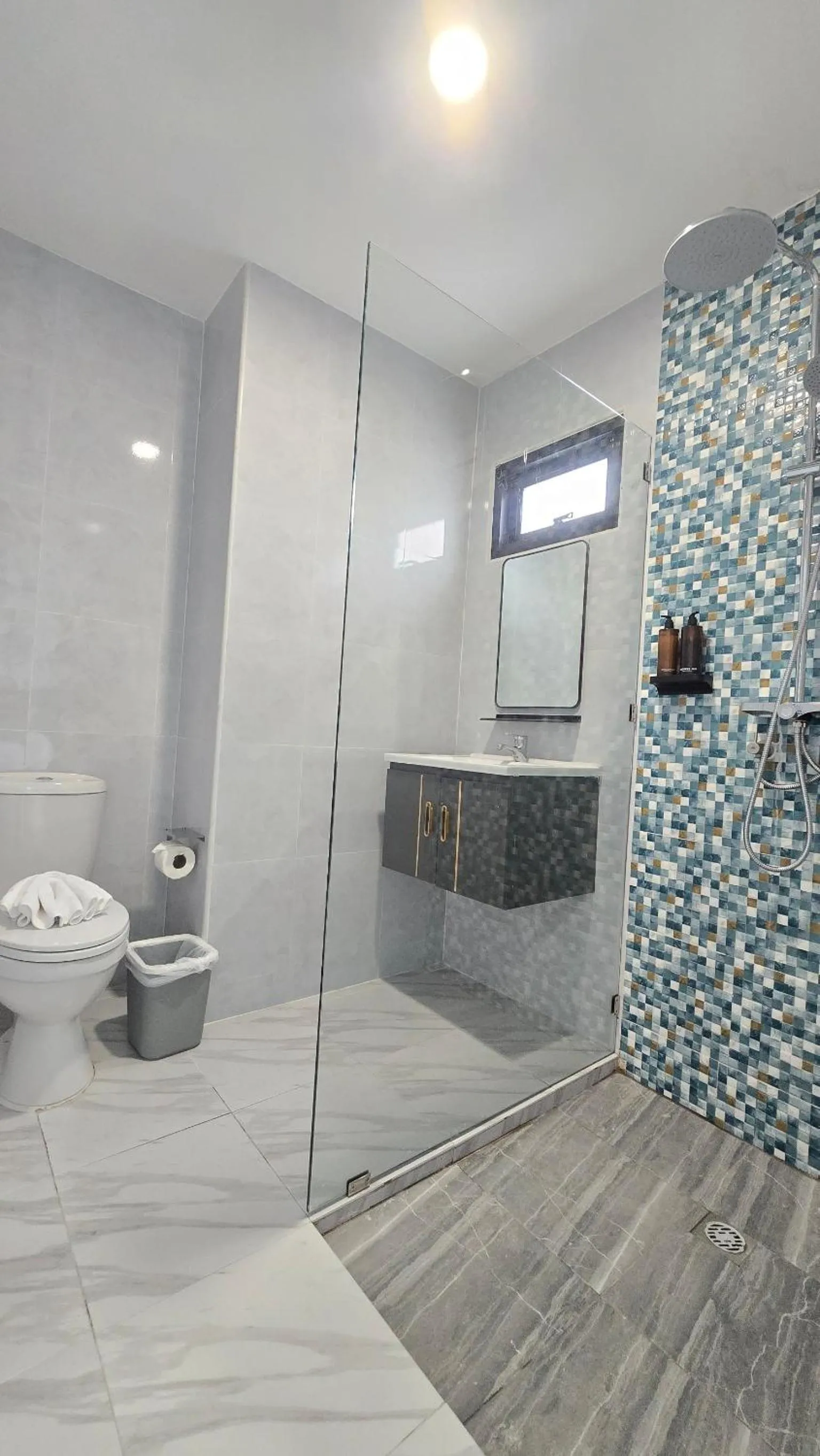 Bathroom in Smile Boutique at Saiyuan