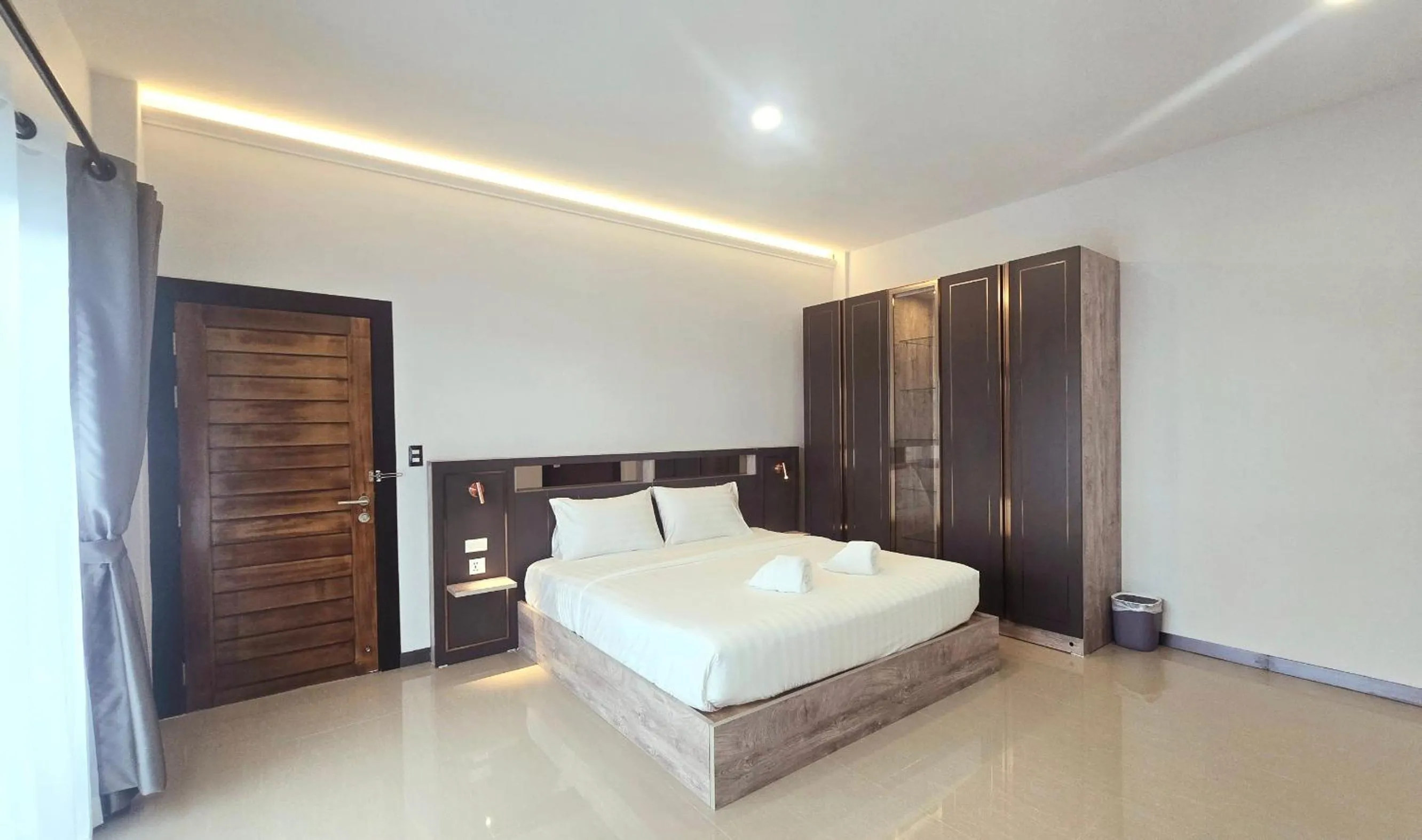 Bedroom, Bed in Smile Boutique at Saiyuan