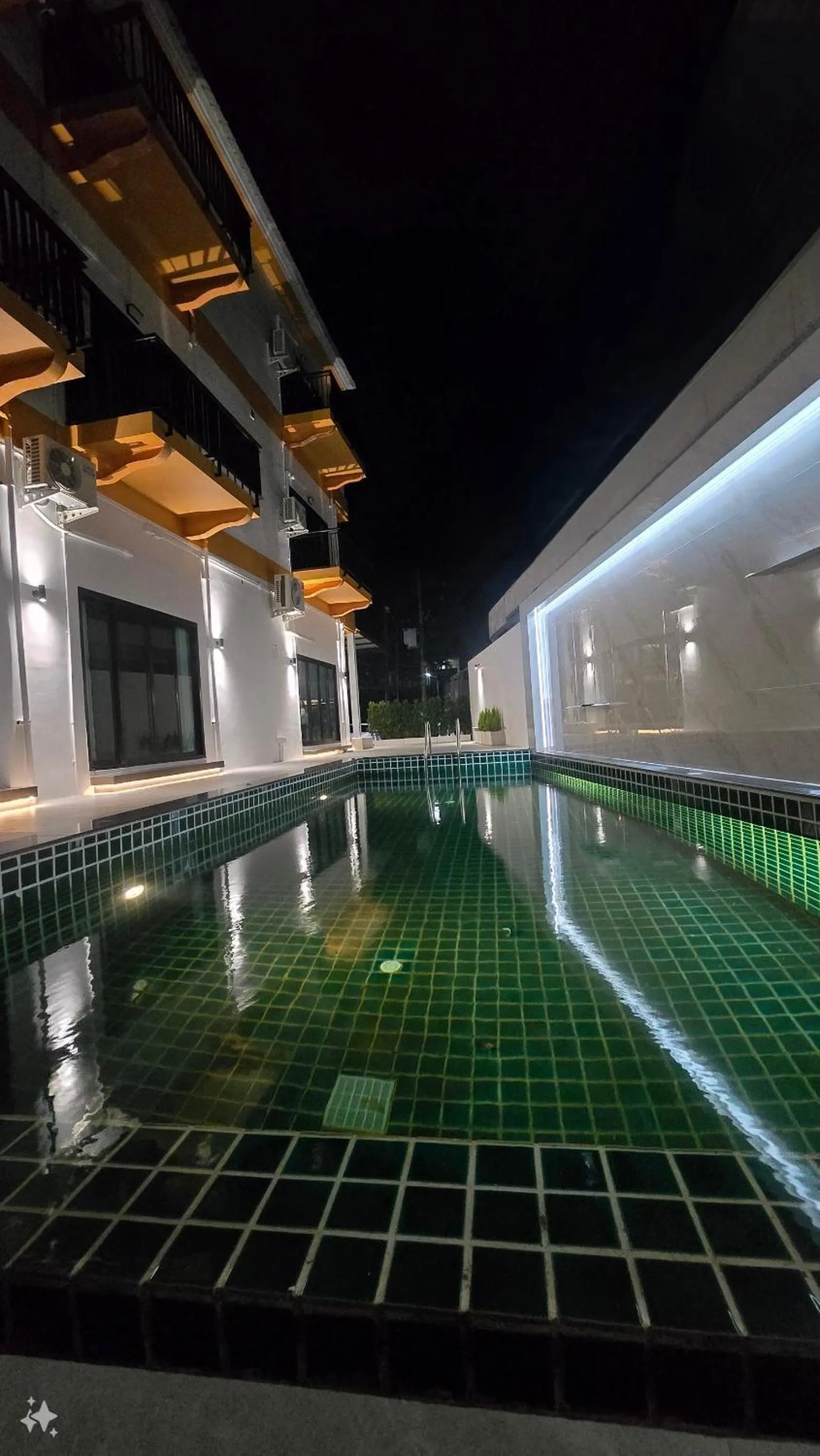Swimming pool in Smile Boutique at Saiyuan