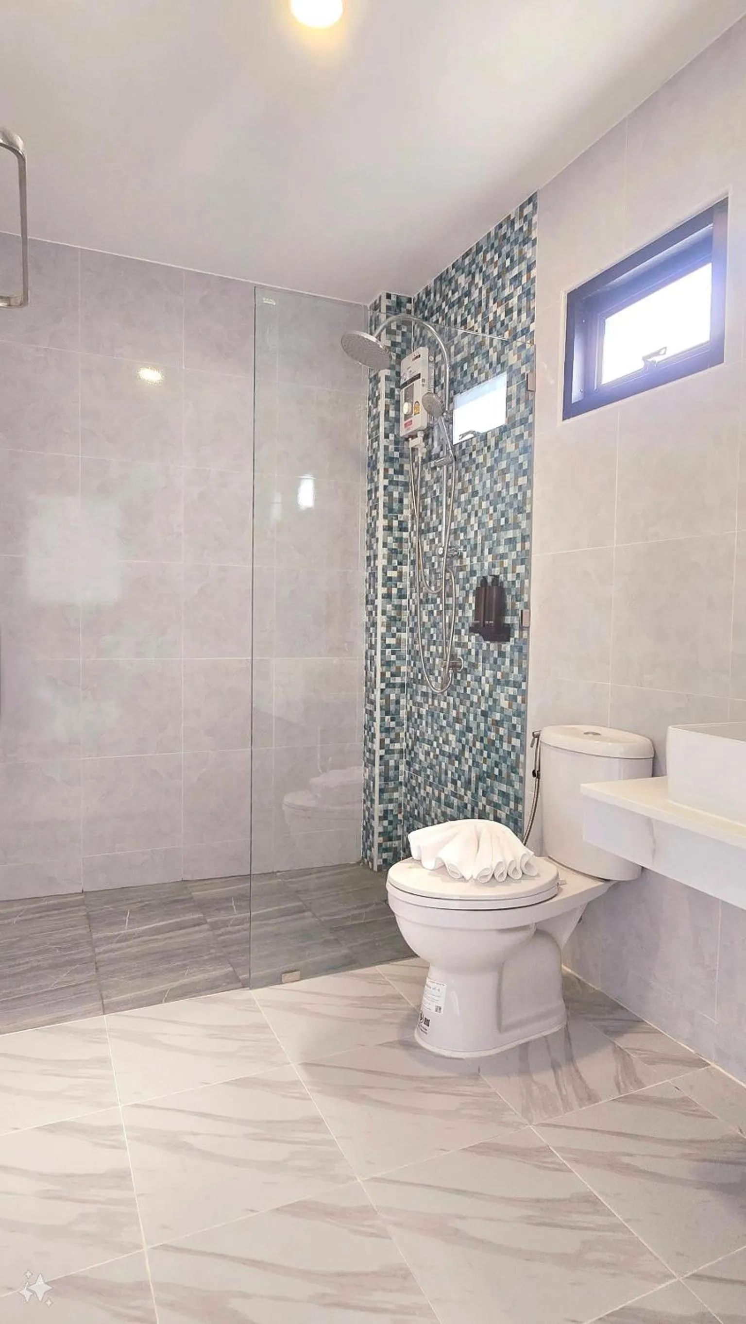 Bathroom in Smile Boutique at Saiyuan