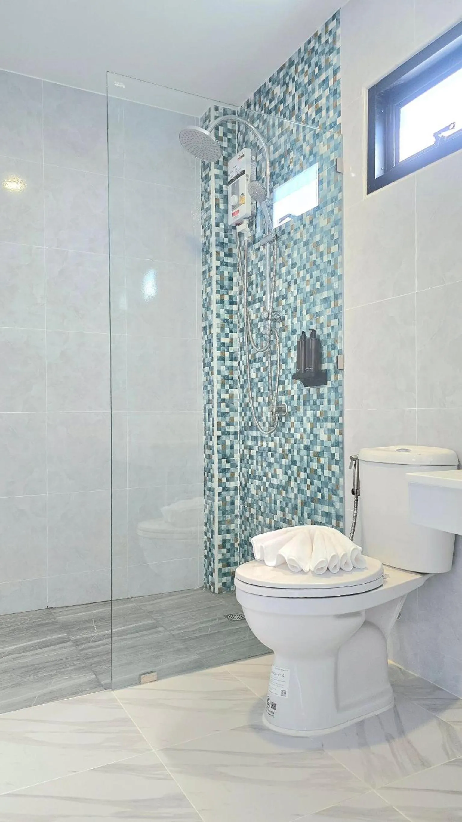 Bathroom in Smile Boutique at Saiyuan