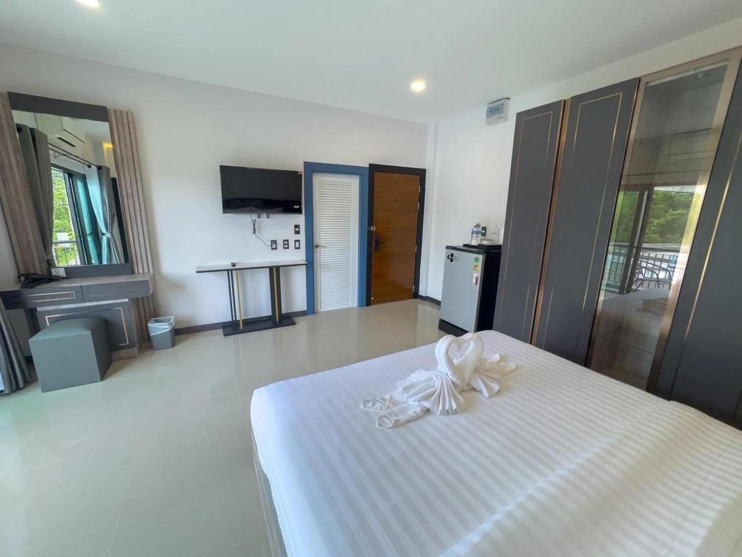 TV and multimedia, Bed in Smile Boutique at Saiyuan