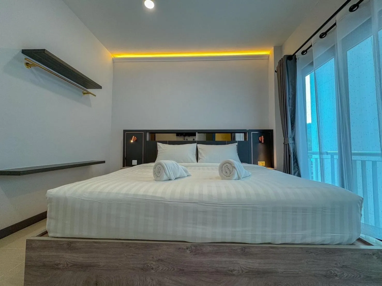 Bedroom, Bed in Smile Boutique at Saiyuan
