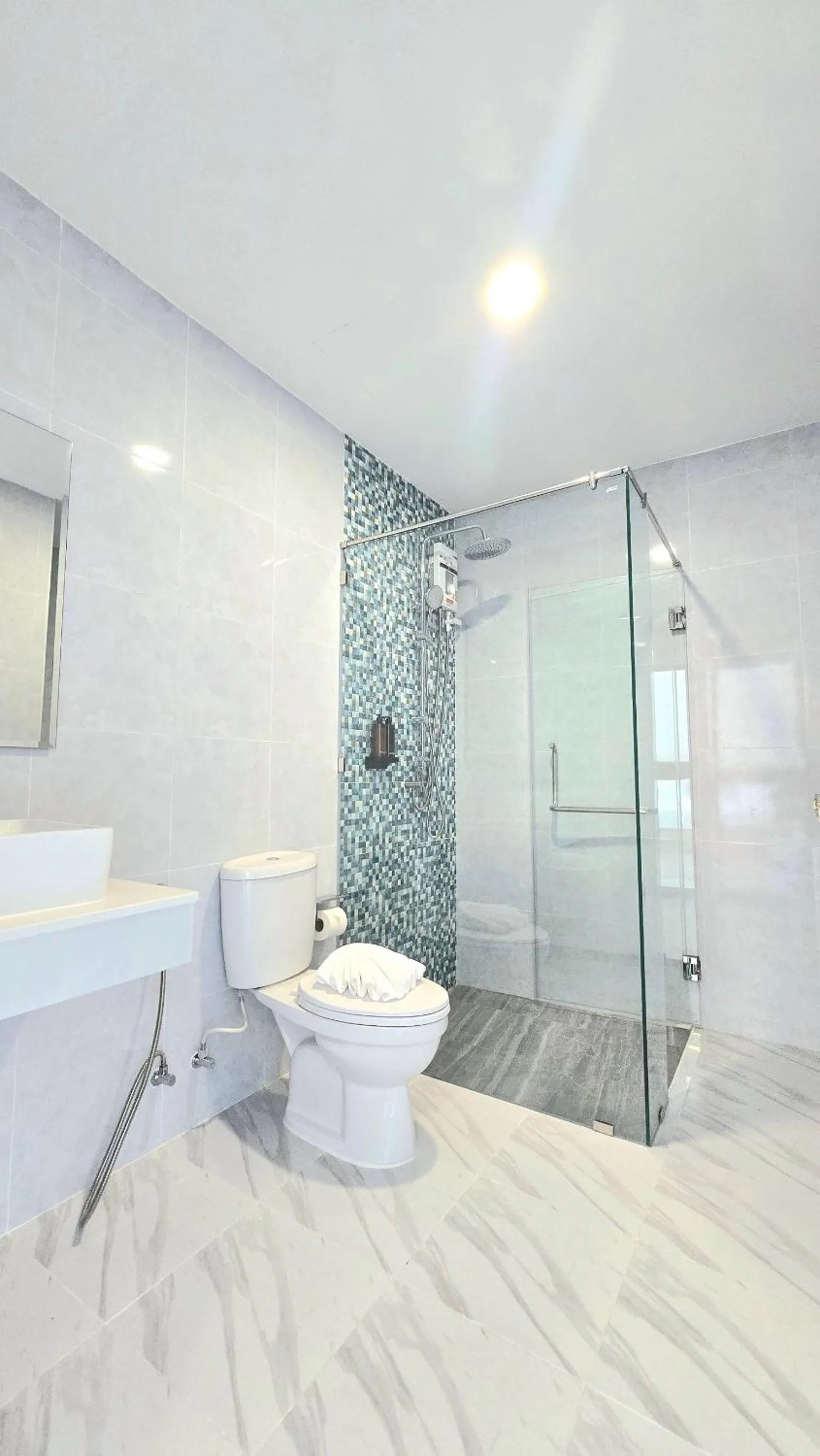 Bathroom in Smile Boutique at Saiyuan