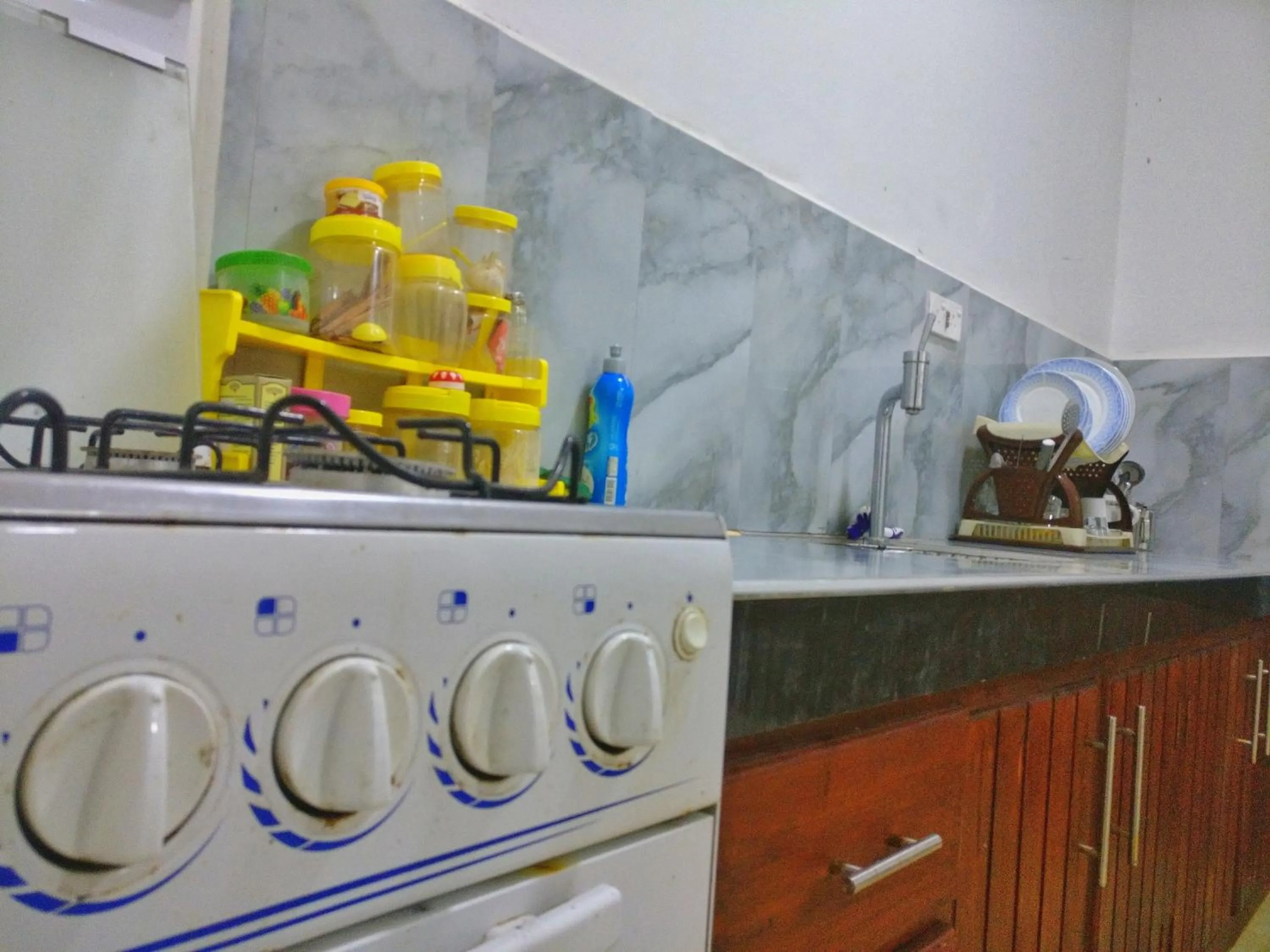 Communal kitchen in Villa Happy Home
