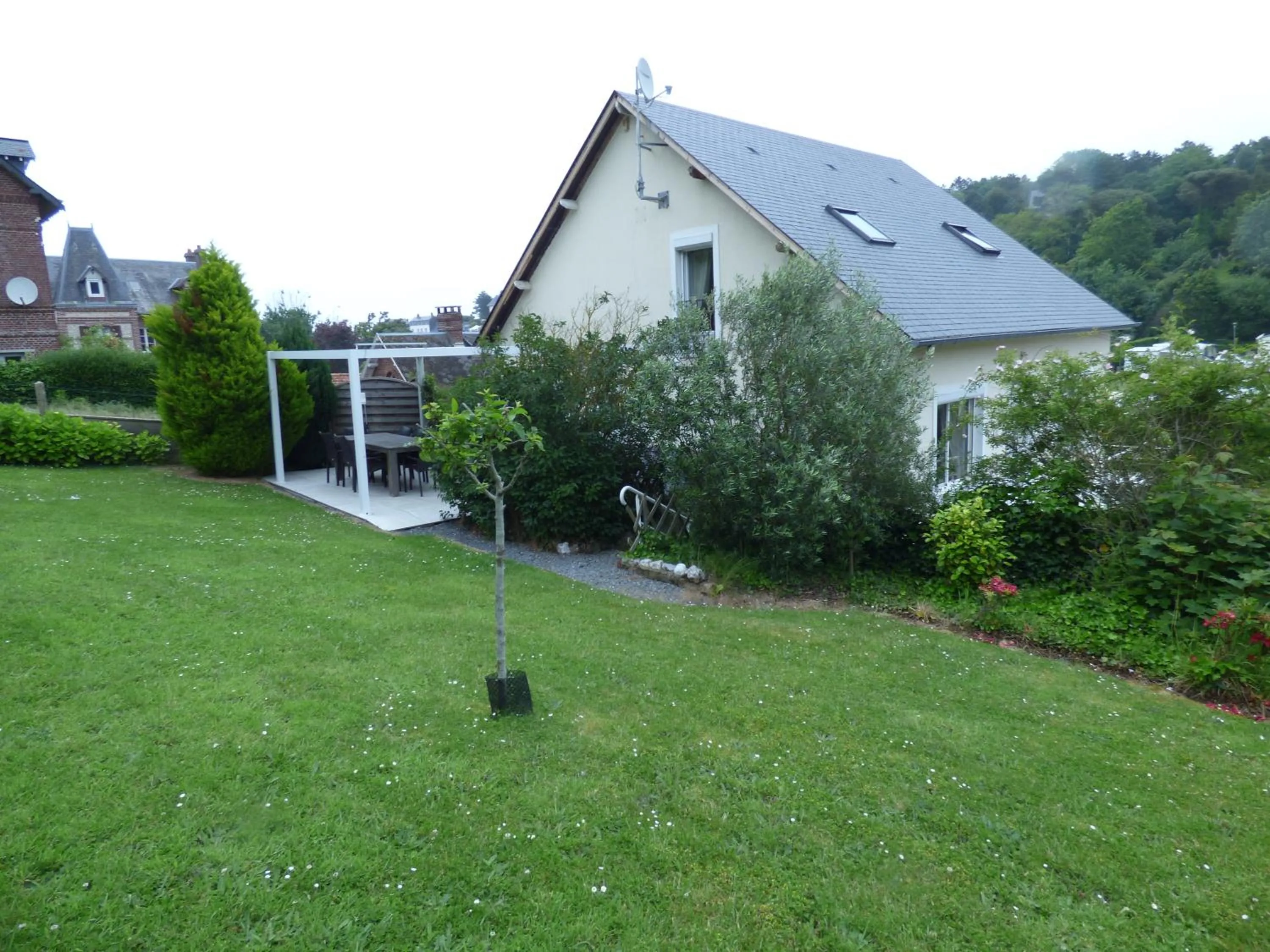 Le Clos des Camélias, 4 chambres- 8 personnes- 300m de la plage
