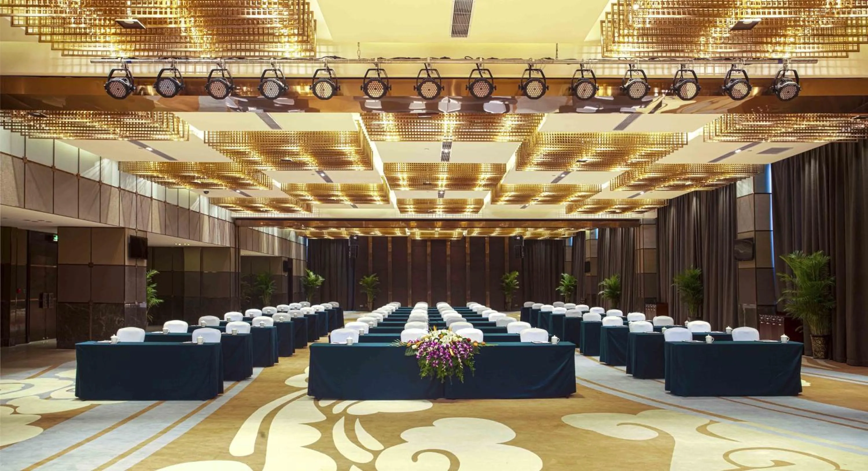 Banquet/Function facilities in Ramada Plaza by Wyndham Xi'an South