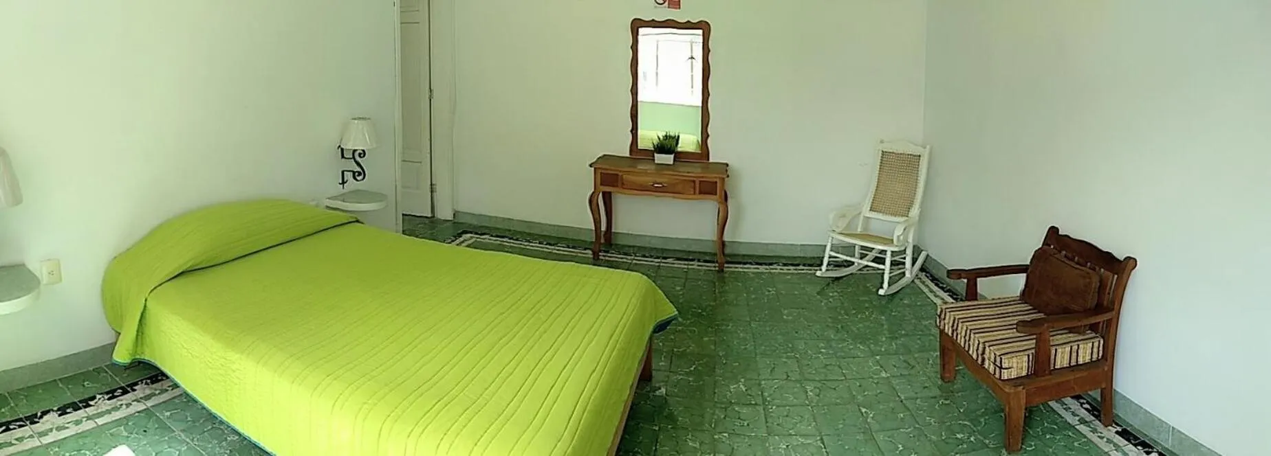 Bed in Hotel Suites Córdoba
