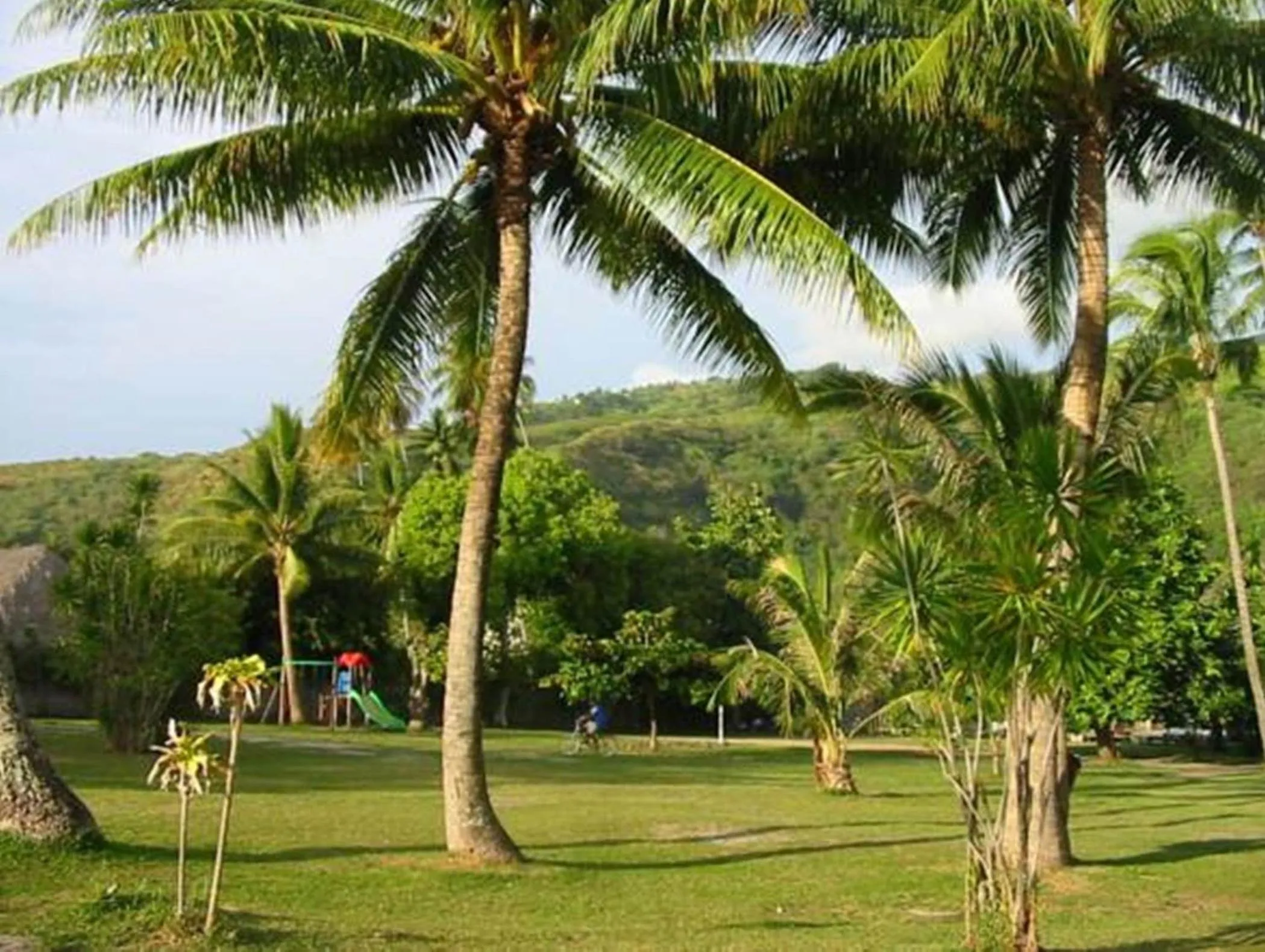 Restaurant/places to eat in Pension TE MITI - PLAGE-BEACH 200m - Mahana Parc & Vaiava Beach pk18 - B&B CHAMBRES ou DORTOIR