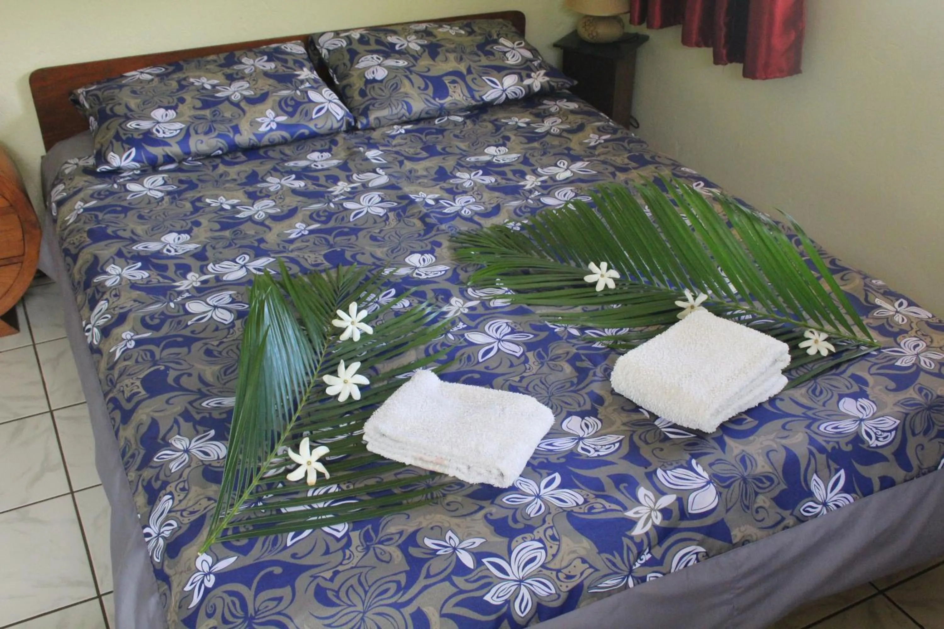 Bed in Pension TE MITI - PLAGE-BEACH 200m - Mahana Parc & Vaiava Beach pk18 - B&B CHAMBRES ou DORTOIR