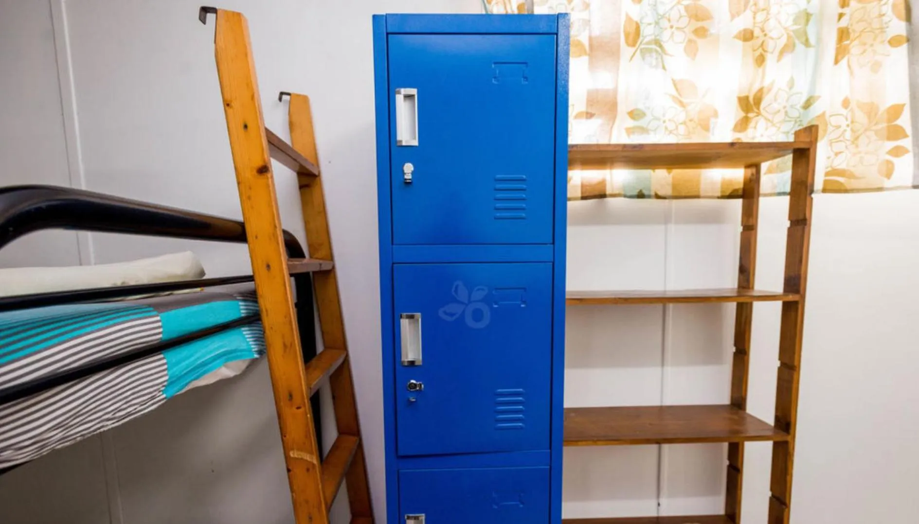 bunk bed, Bed in Pension TE MITI - PLAGE-BEACH 200m - Mahana Parc & Vaiava Beach pk18 - B&B CHAMBRES ou DORTOIR