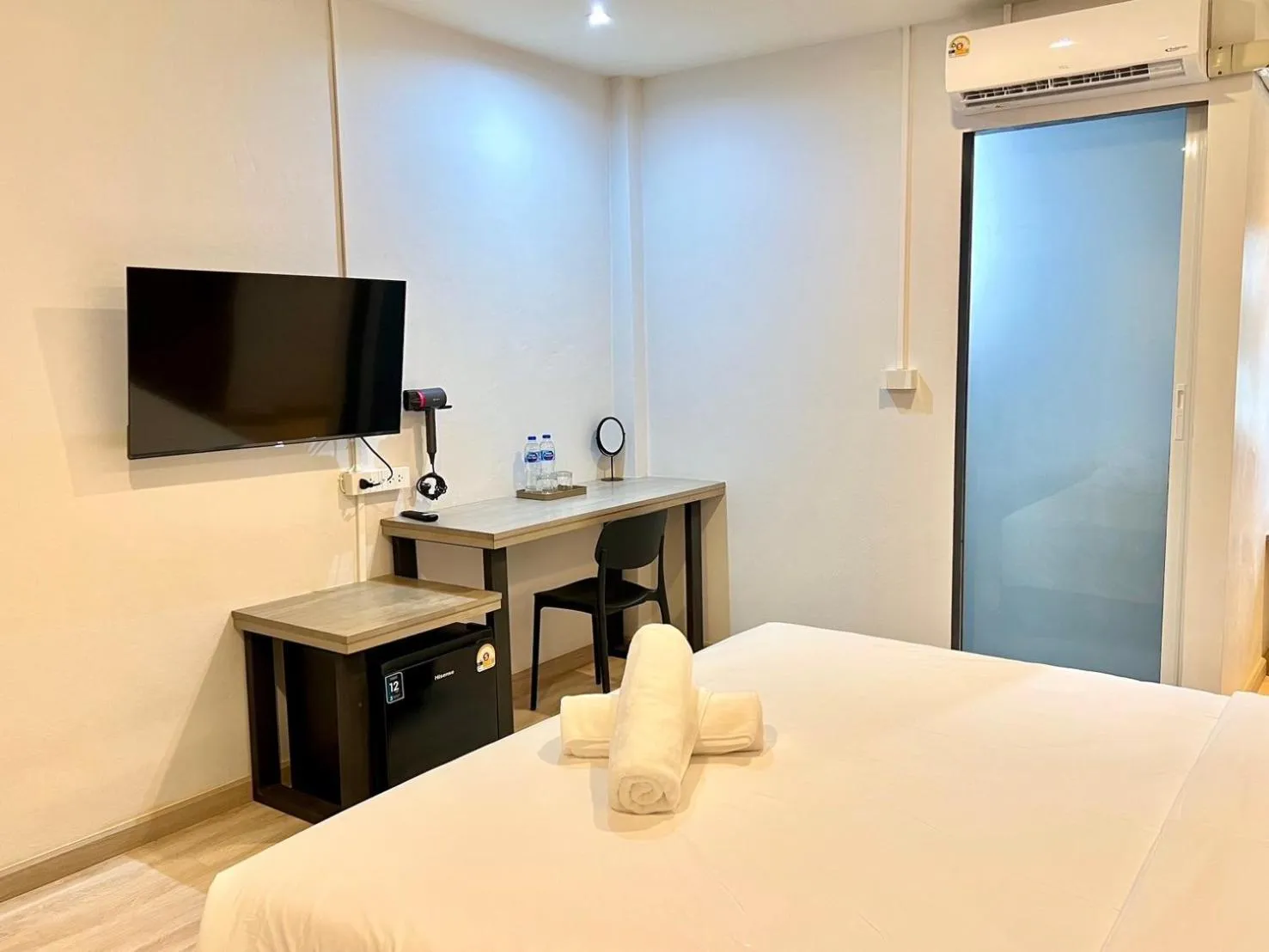 Bed in Bedter Hotel Phang Nga