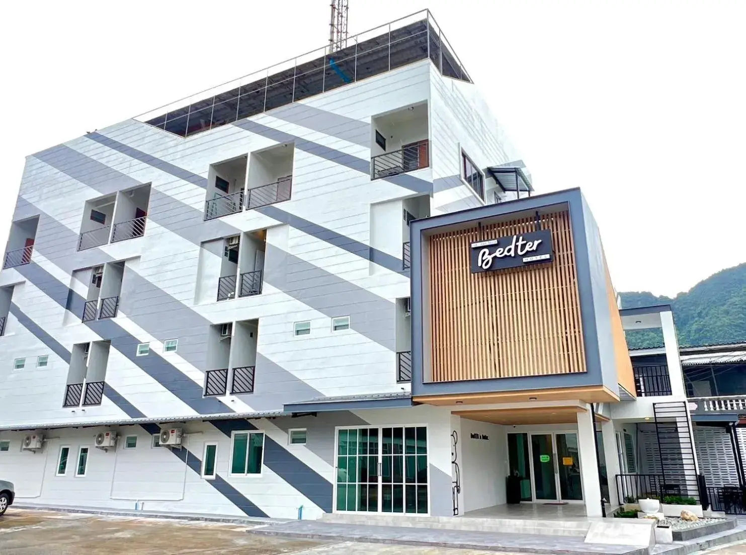 Property building in Bedter Hotel Phang Nga Property building in Bedter Hotel Phang Nga