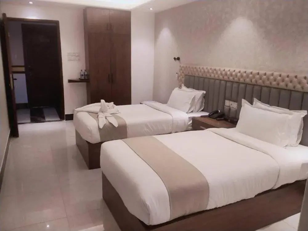 Deluxe Twin Room in The Tayef Residency Deluxe Twin Room in The Tayef Residency