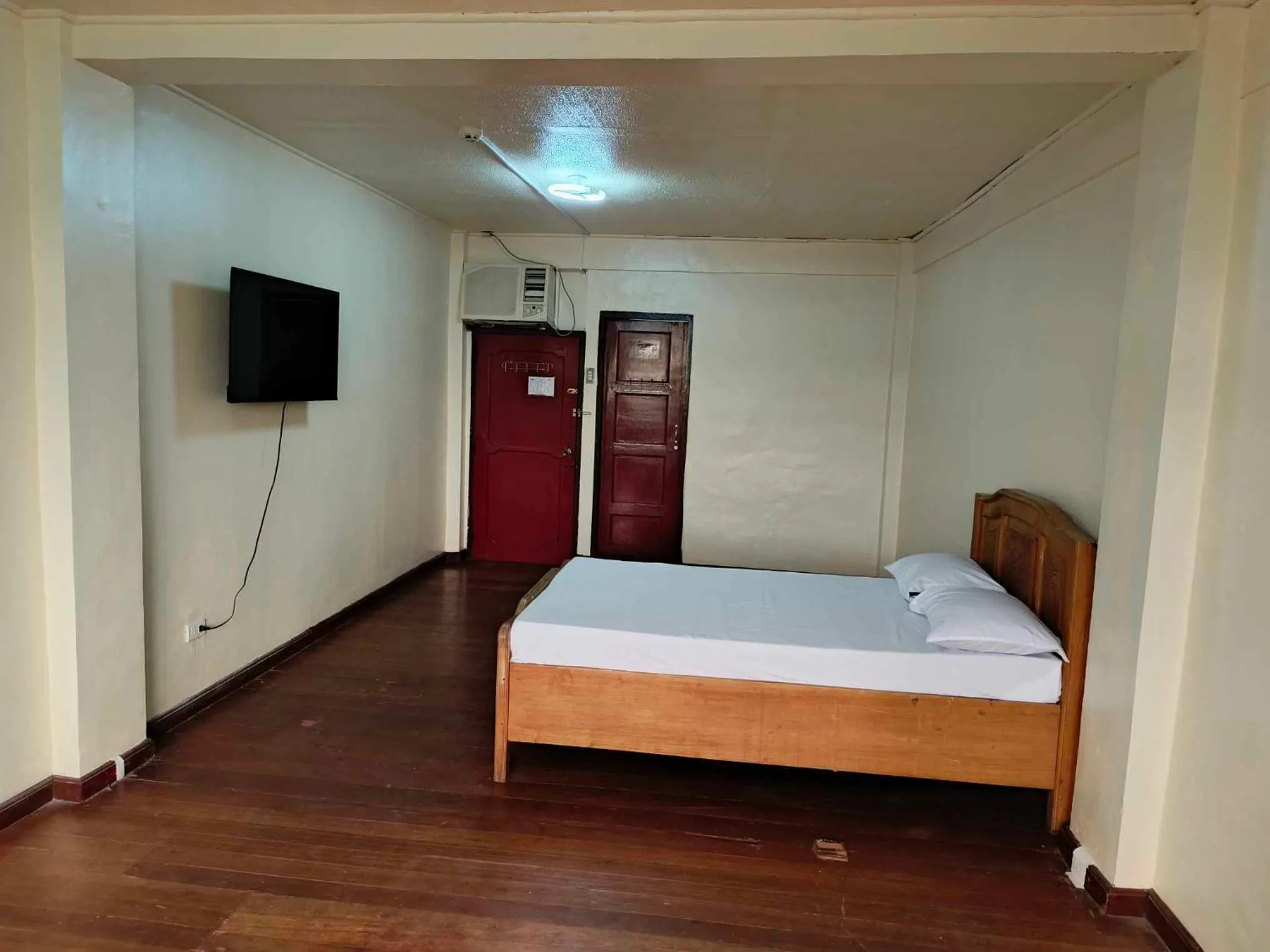 Bedroom, Bed in starlight lodging house