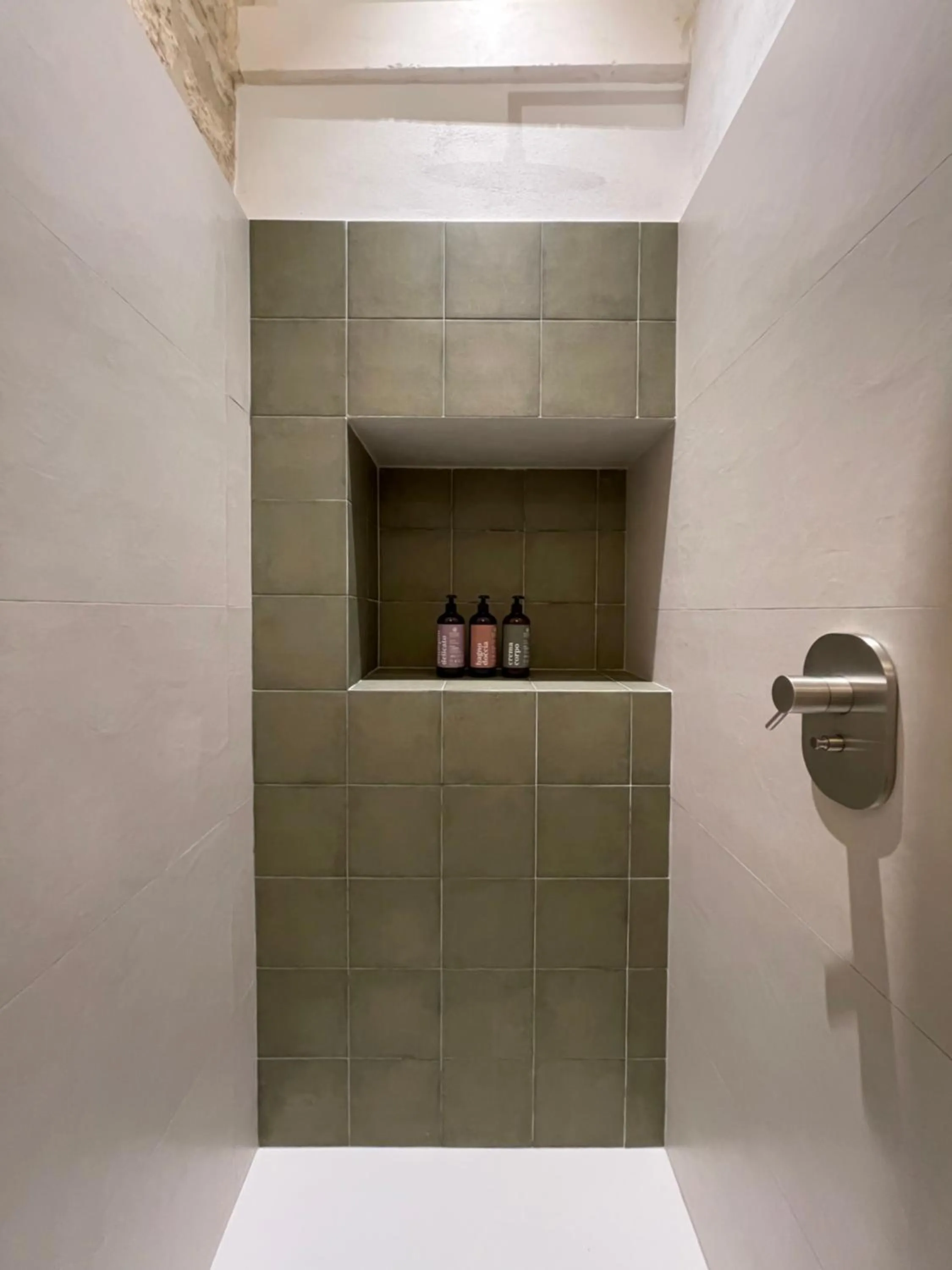 Shower in Casa Nardelli