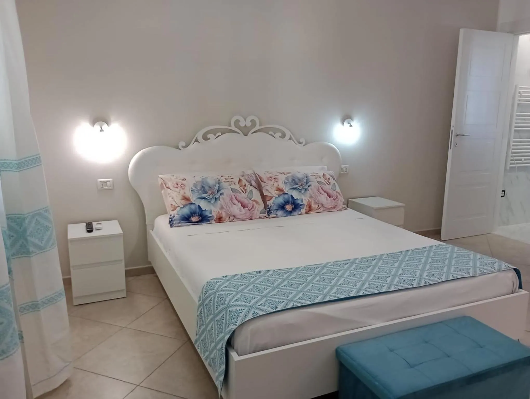 Bed in Viola di Mare Rooms and Parking