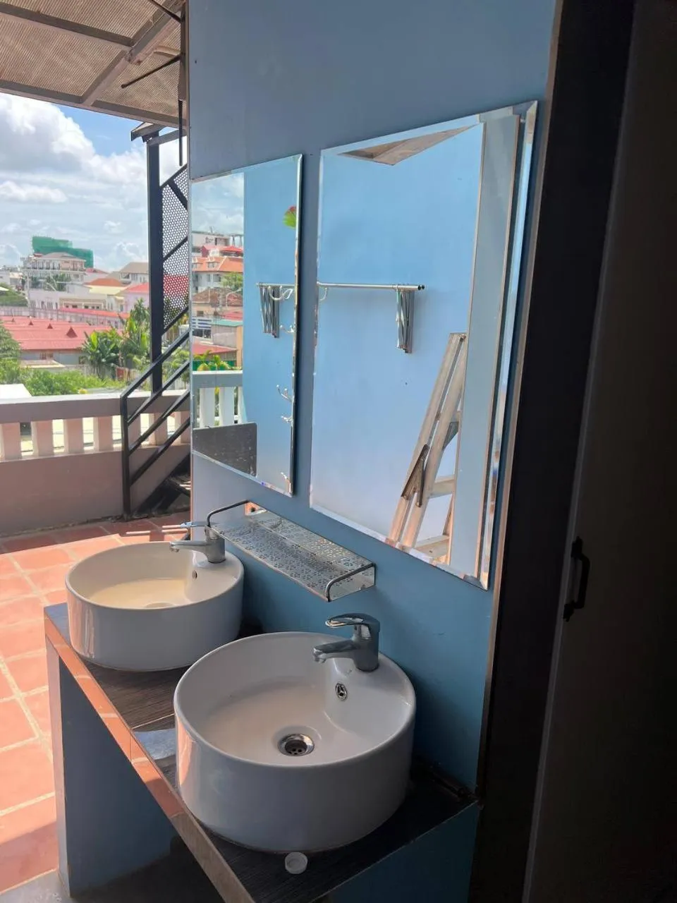 Toilet in Kalinga Art Home Guest House