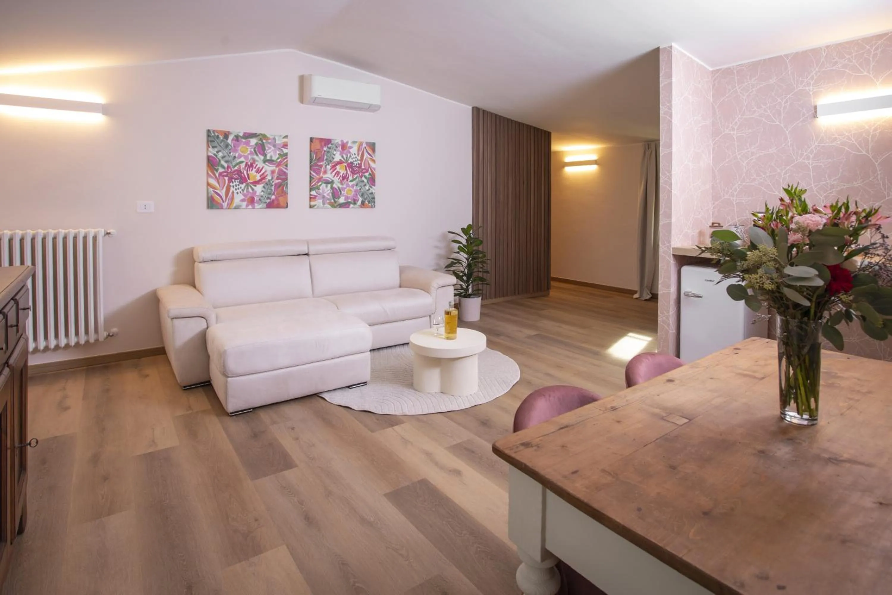 Palazzo Ratti Boutique Rooms