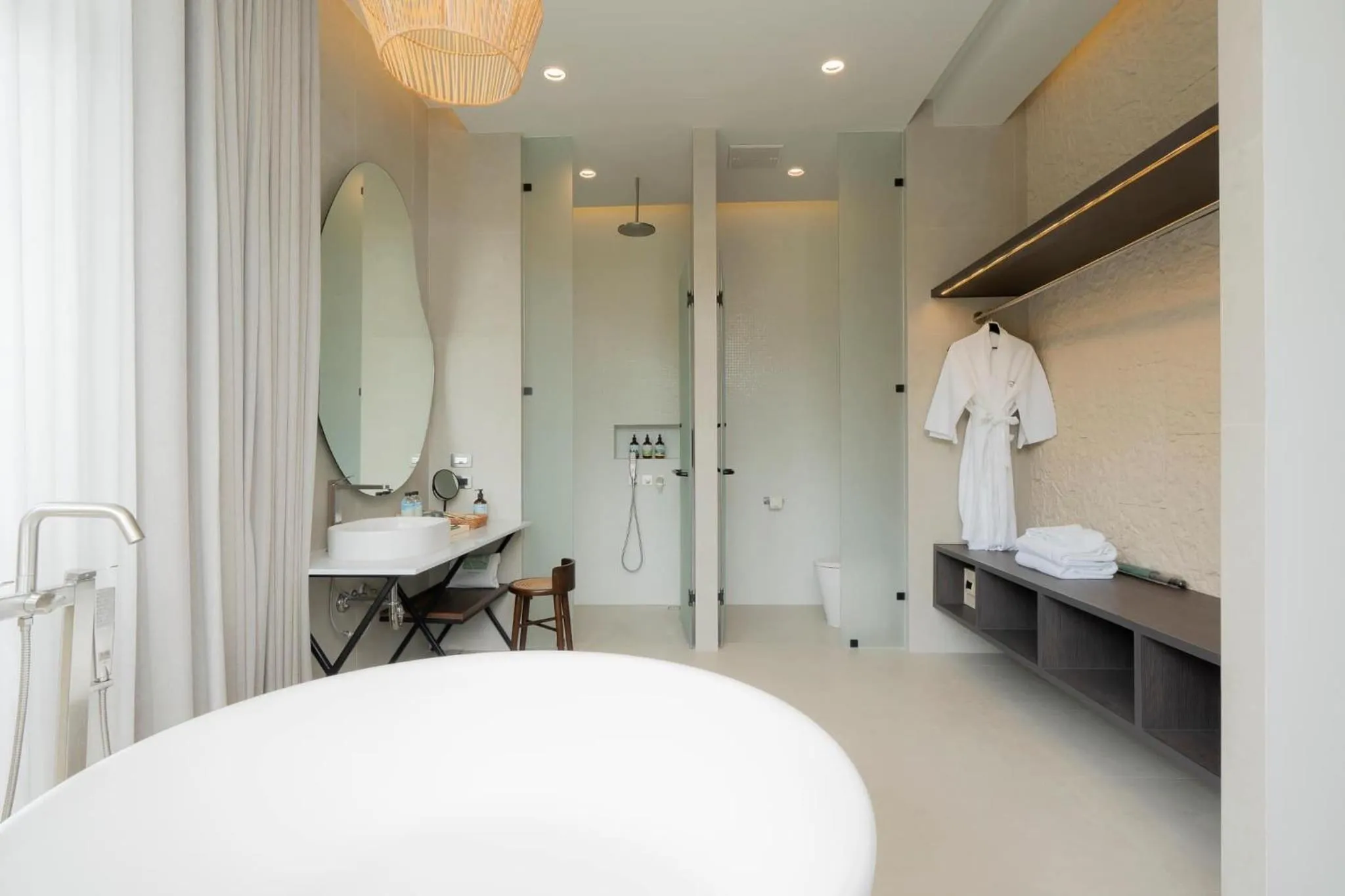 Shower in Kirirhom Khao Kho