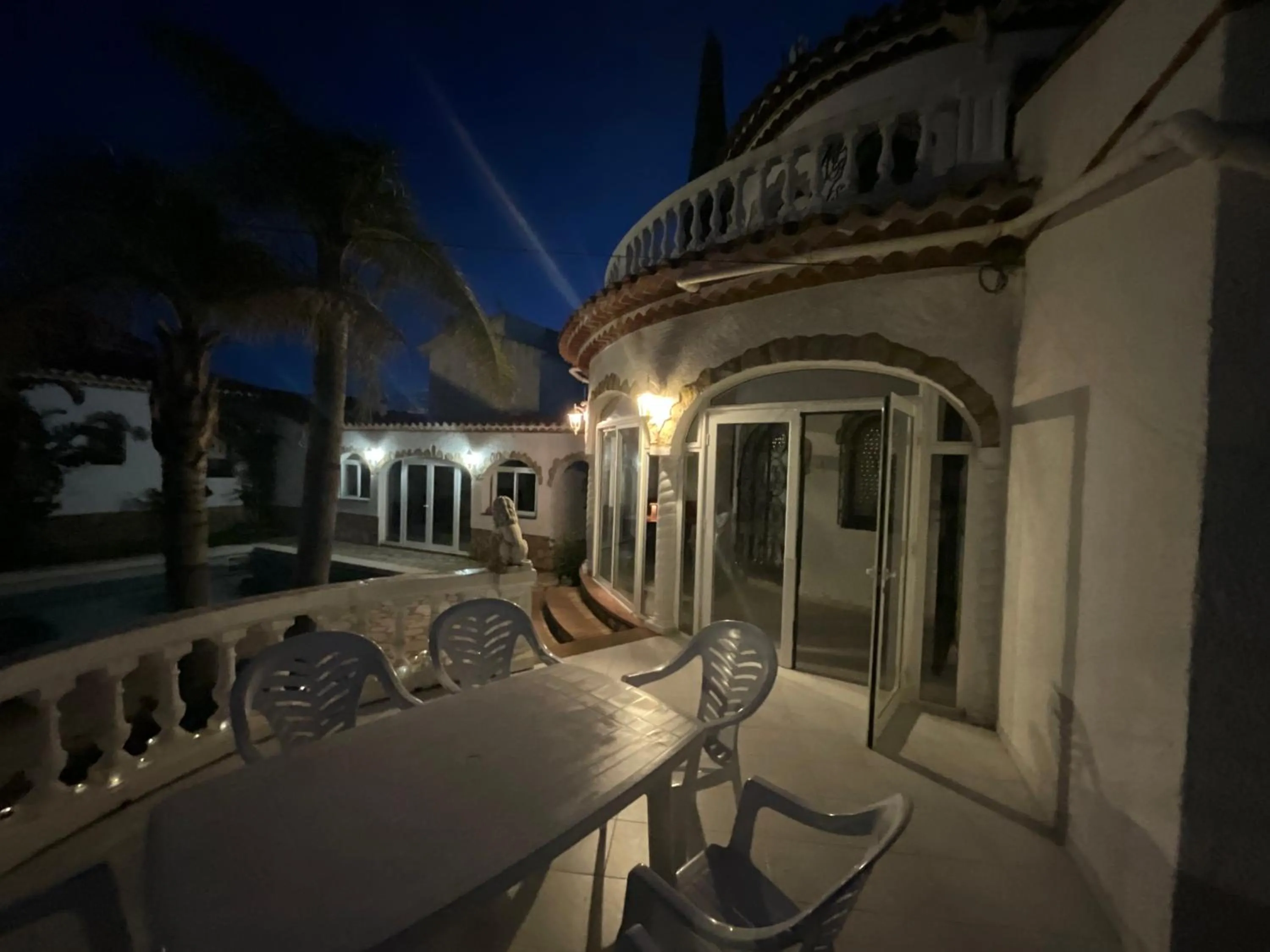 Property building in Villa Cristina, Miami Platja, Spanien