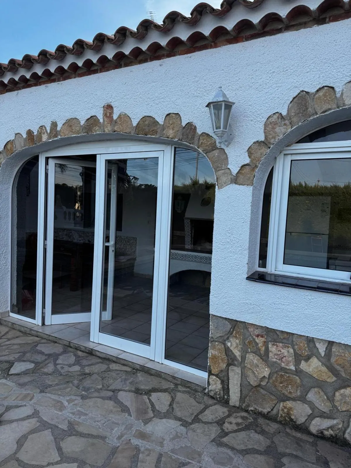 Property building in Villa Cristina, Miami Platja, Spanien