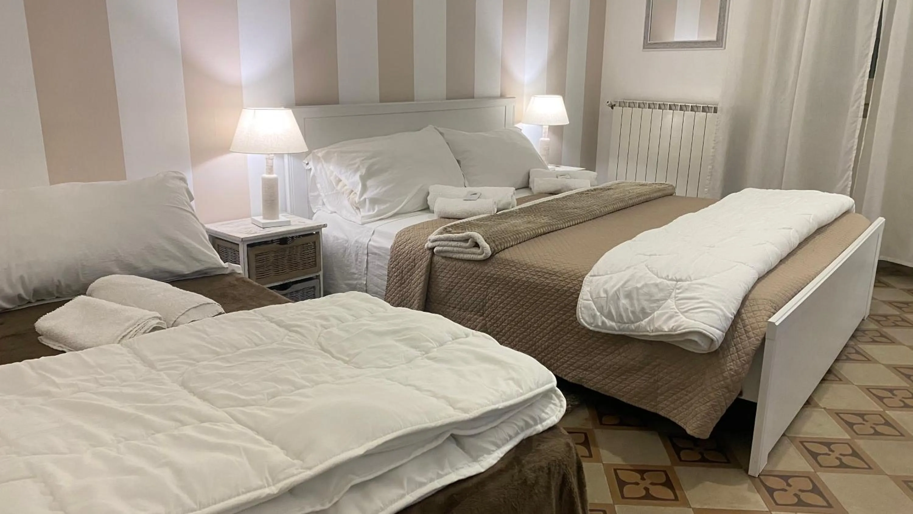 Photo of the whole room in BB Essenze