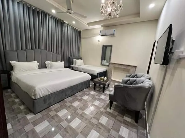 Bed in Heritage inn B&B Guest House Islamabad