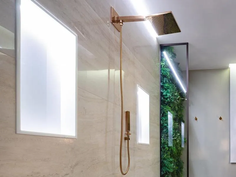 Bathroom in Corinto Hotel