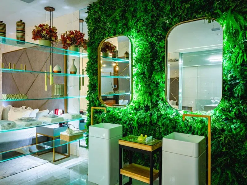 Bathroom, Bed in Corinto Hotel