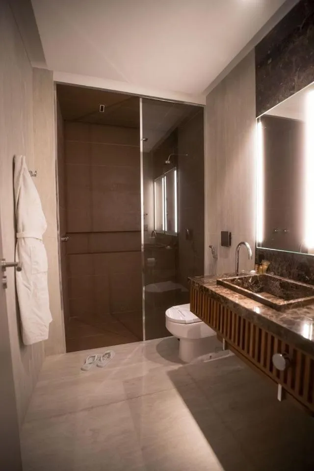 Bathroom in Corinto Hotel