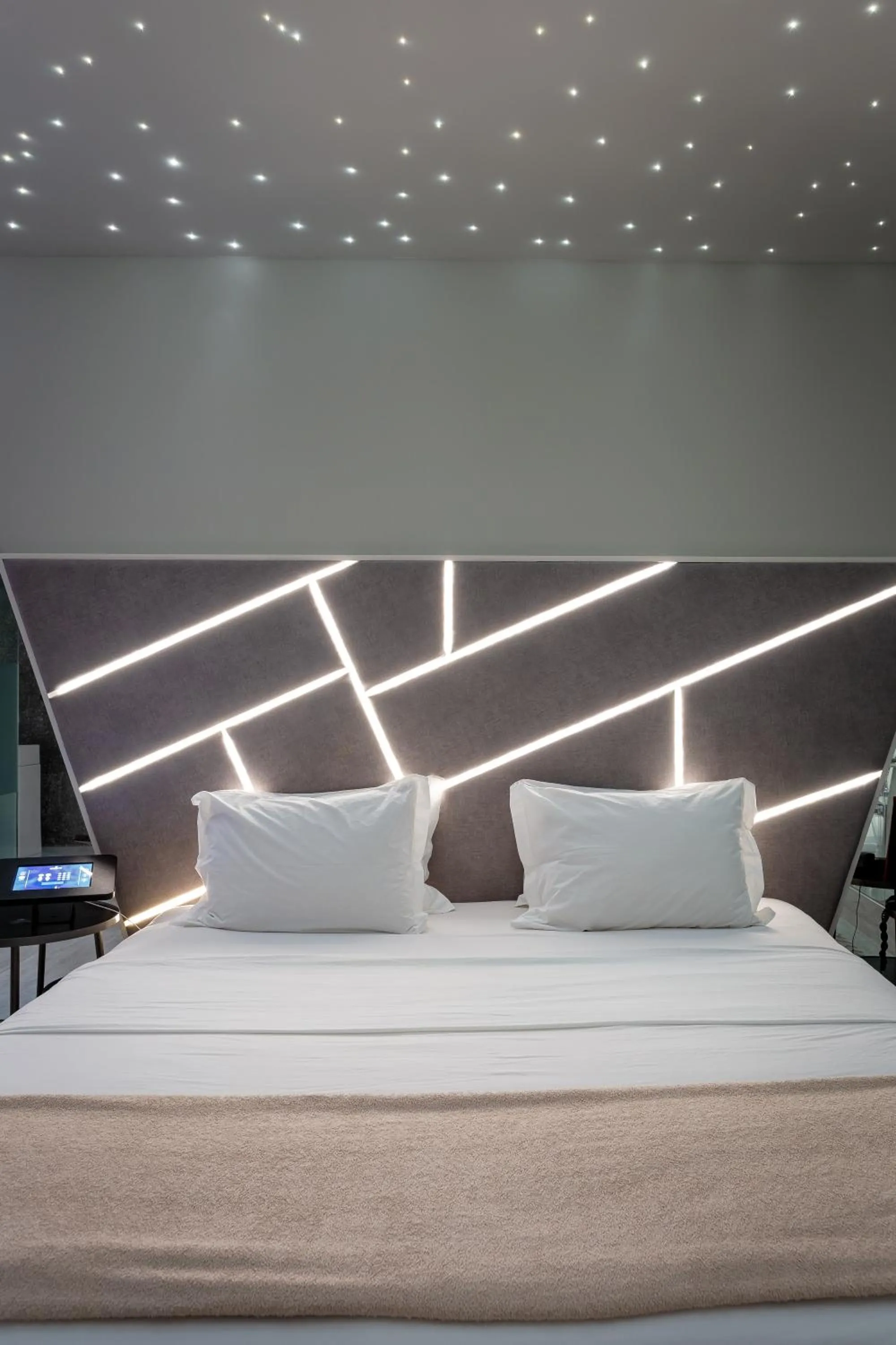 Bed in Corinto Hotel