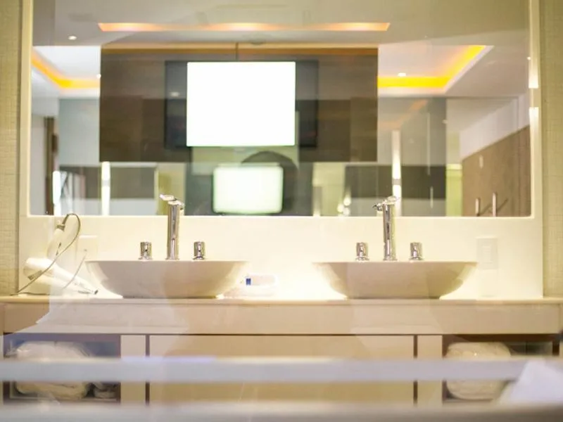 Bathroom in Corinto Hotel
